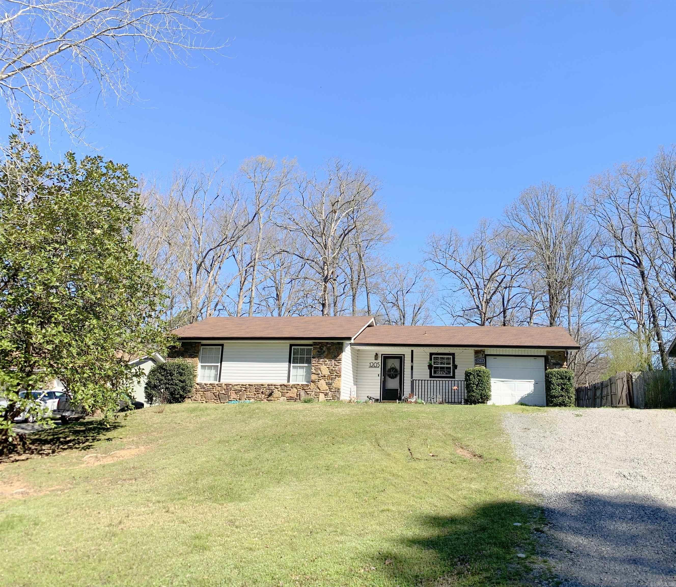 RIVER ROAD ESTATES - Residential