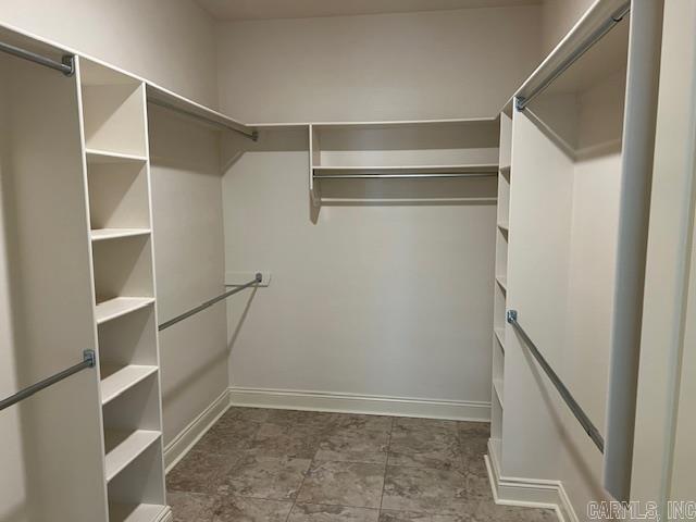 SALEM WOODS - Residential