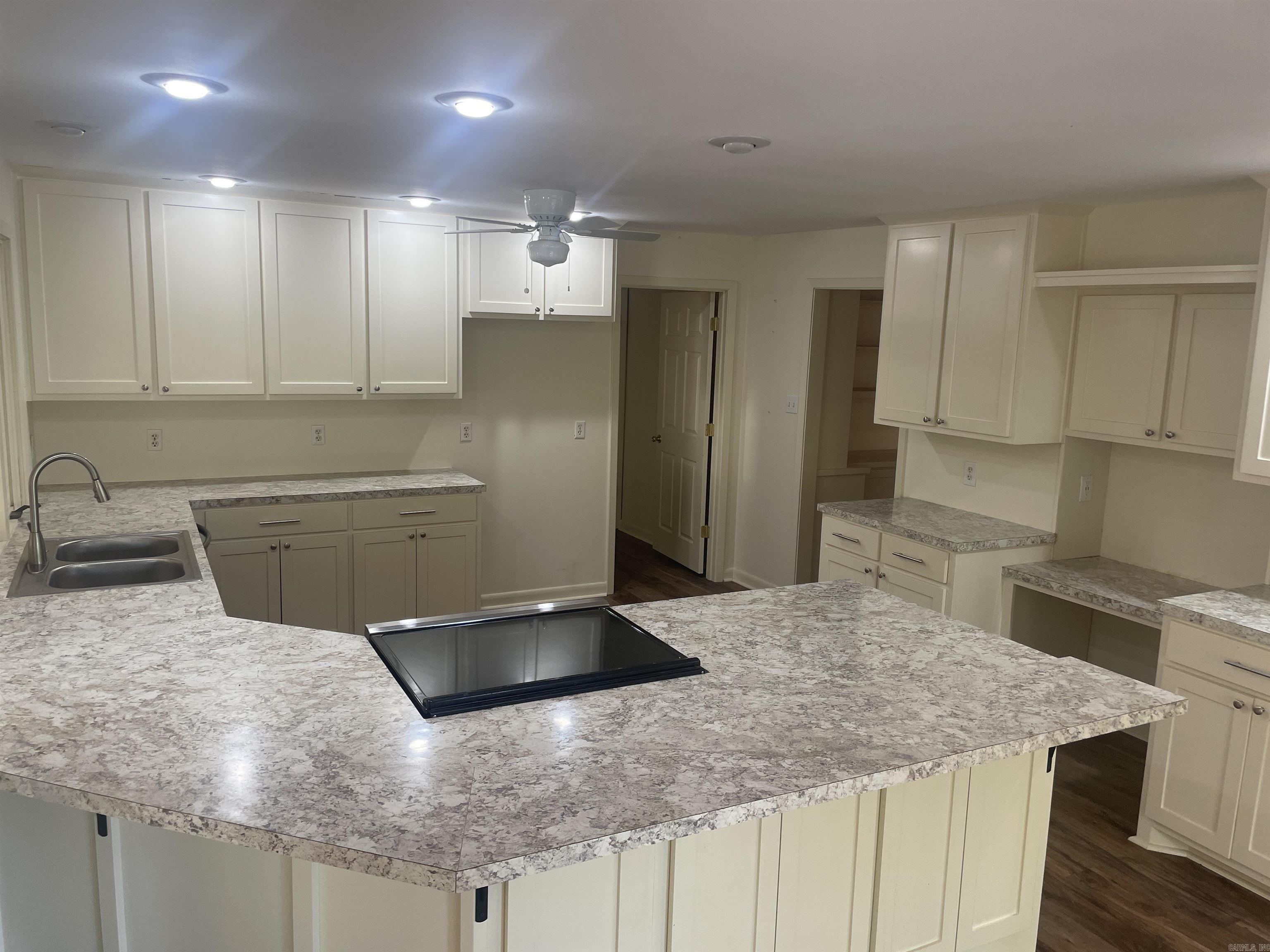 HAVEN HILL - Residential