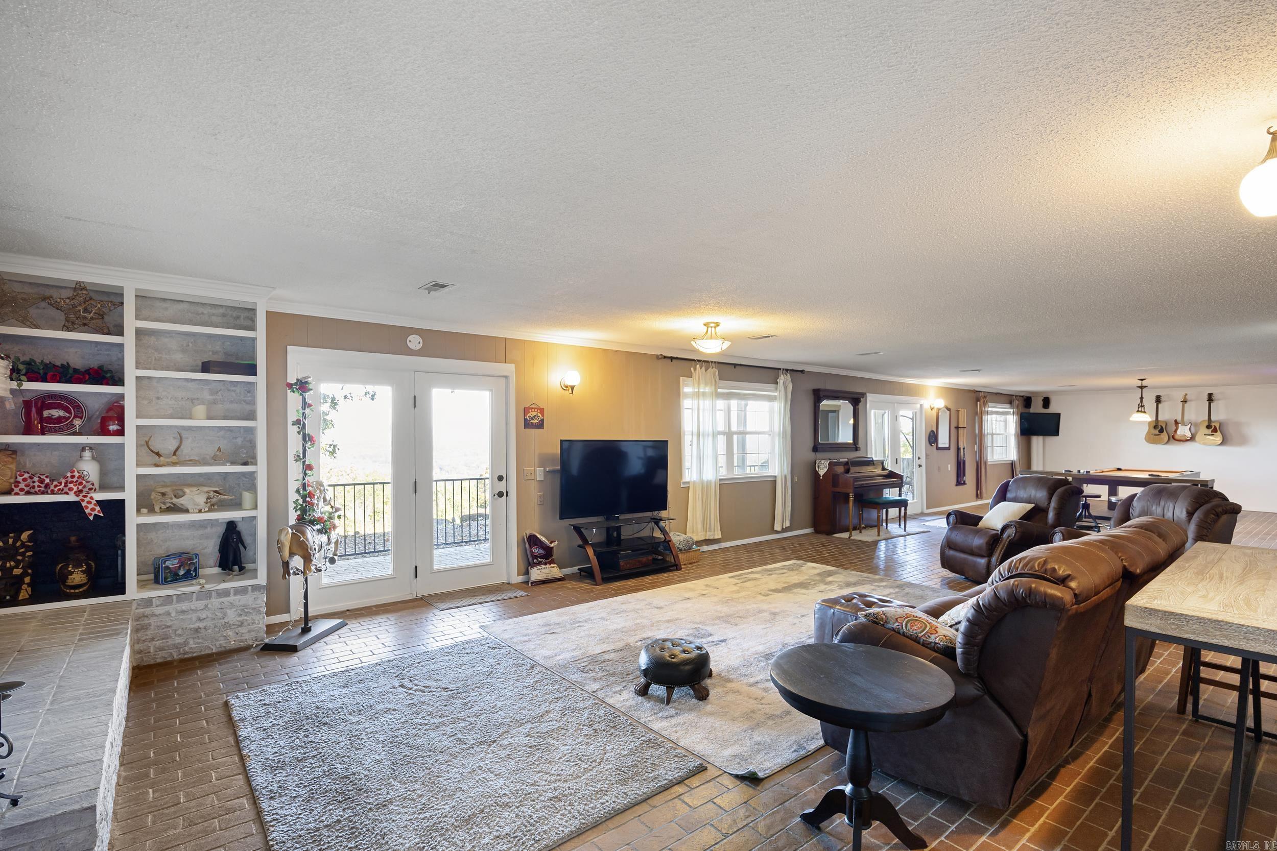 DANVILLE - Residential