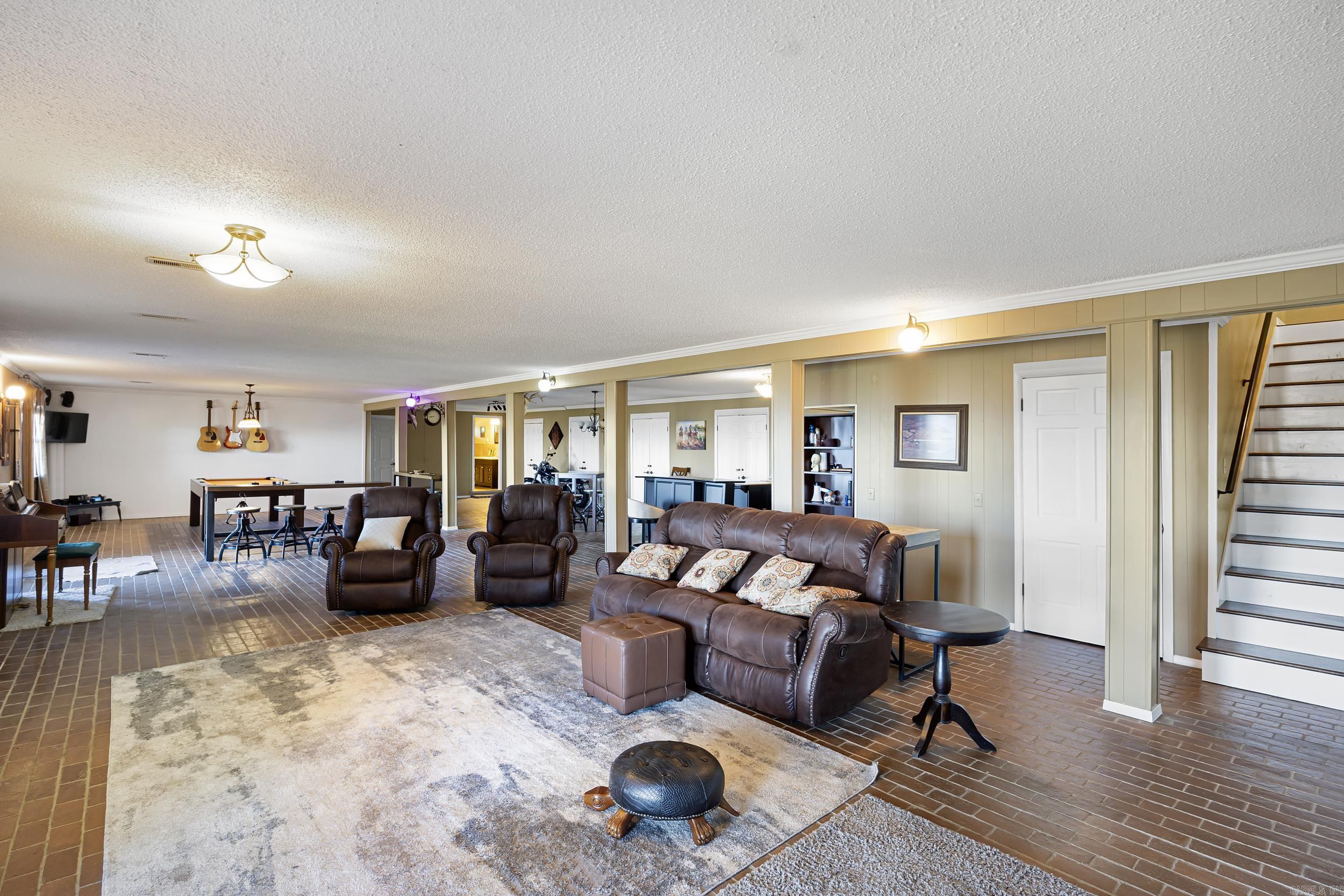 DANVILLE - Residential