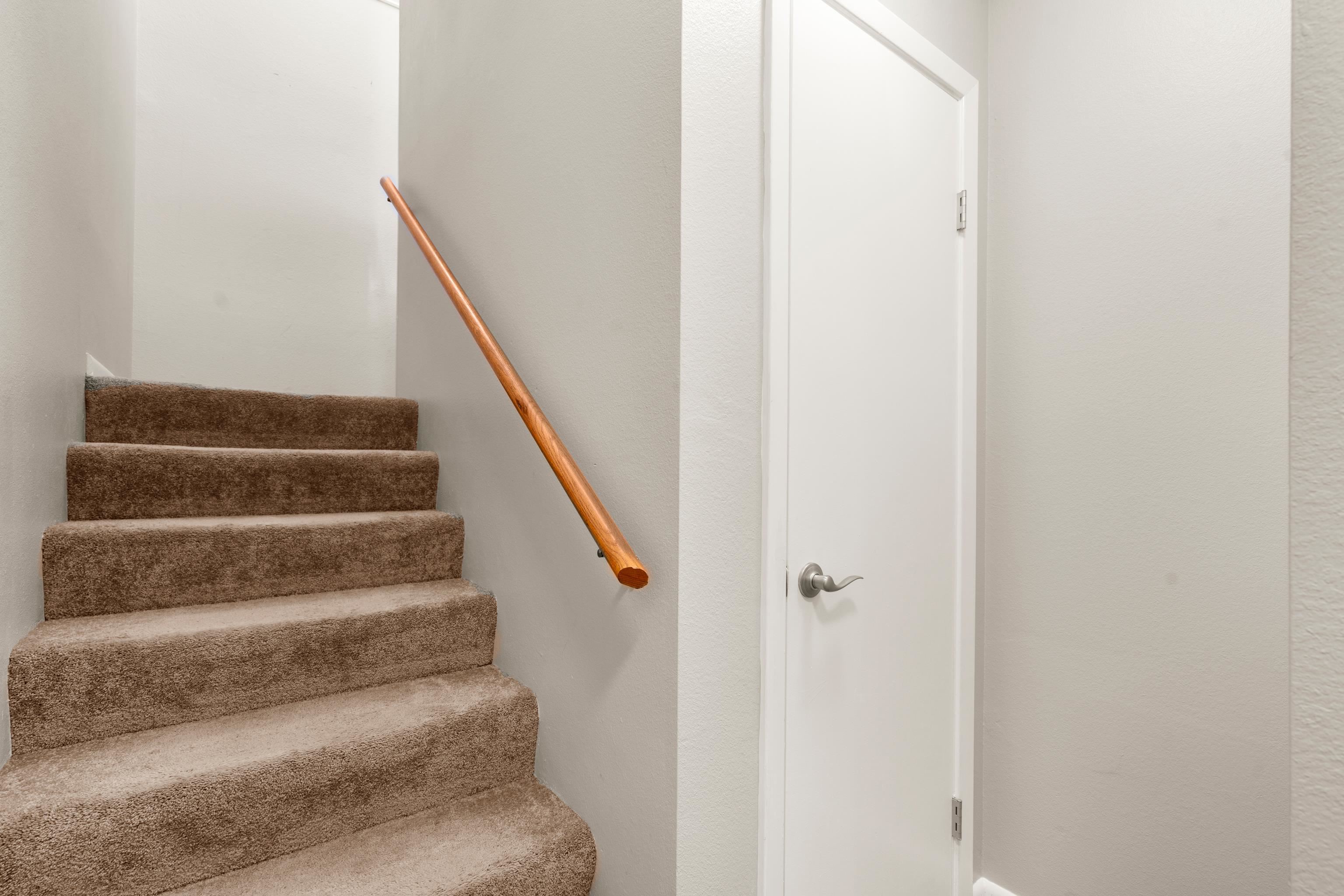 VALENCIA COURTS - Residential