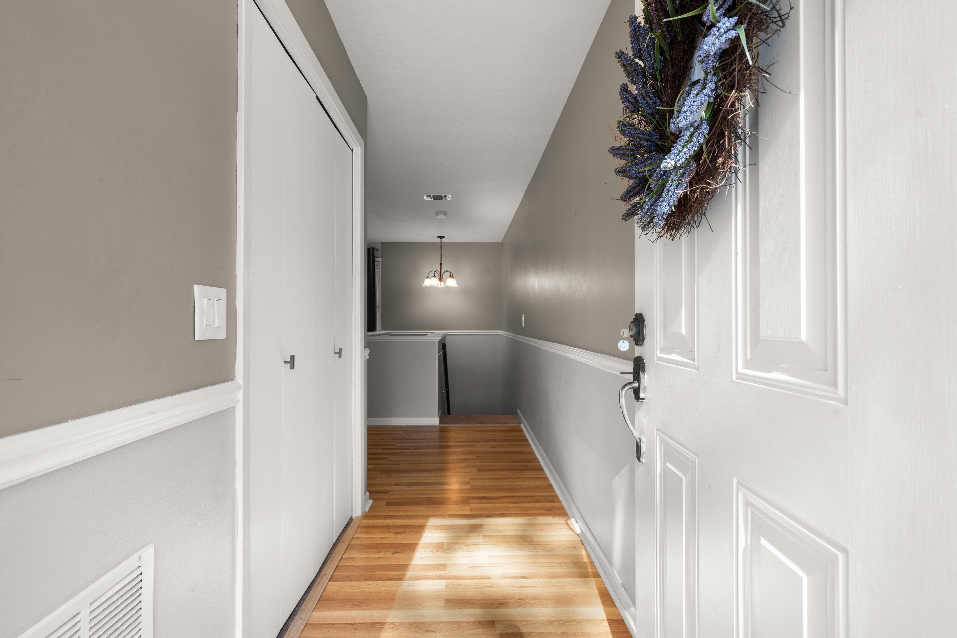 VALENCIA COURTS - Residential