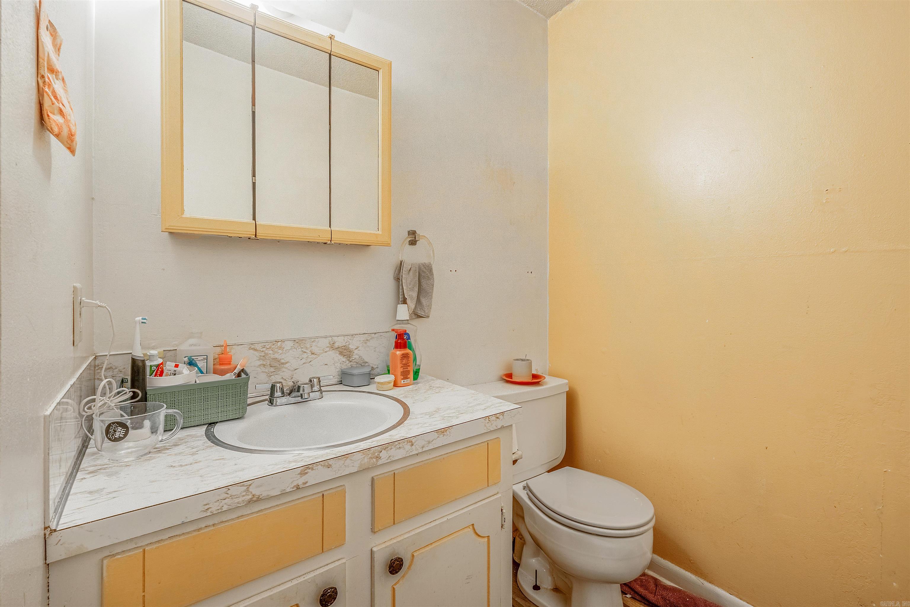 Royal Manor - Residential Income