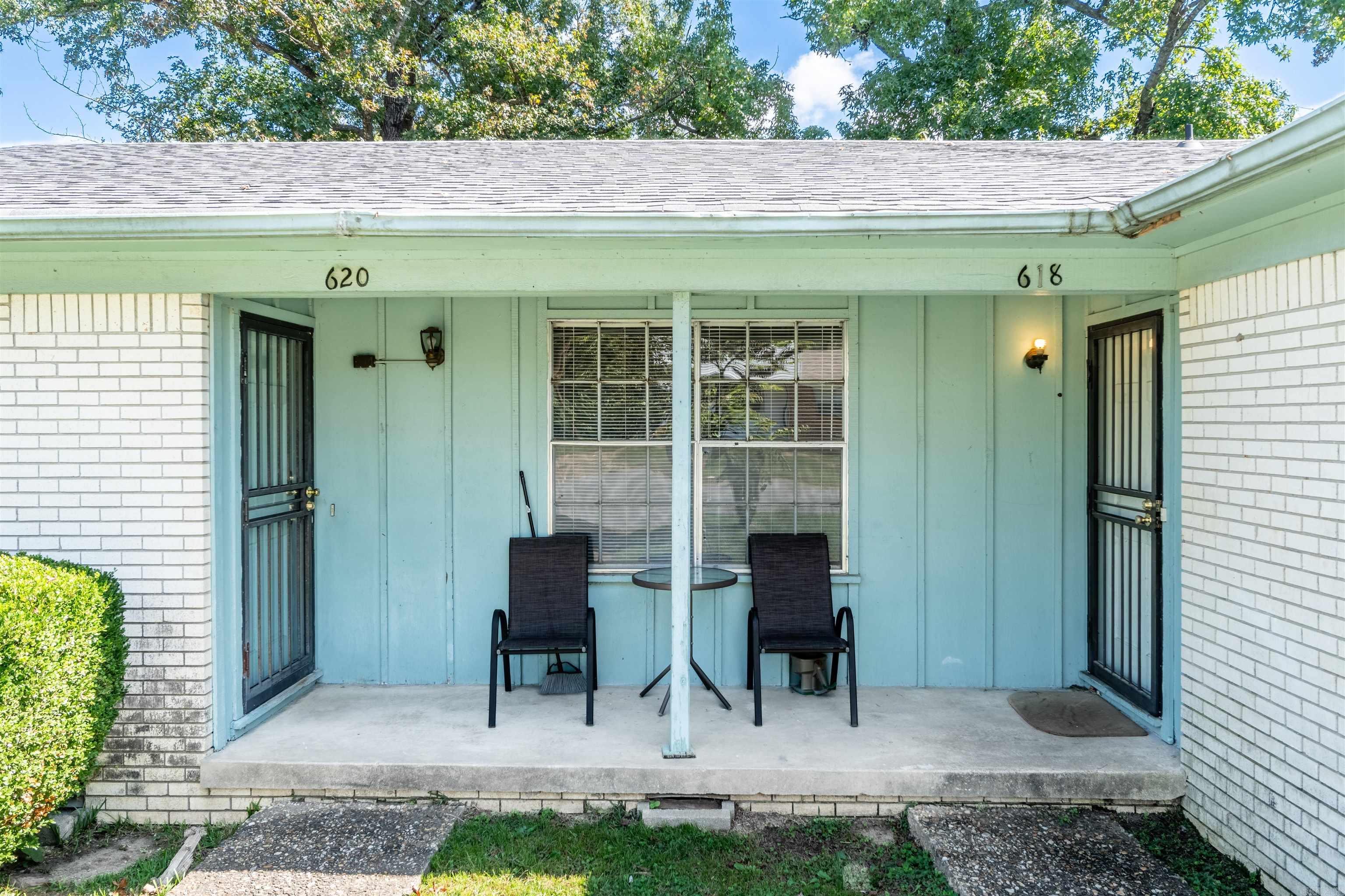 Royal Manor - Residential Income