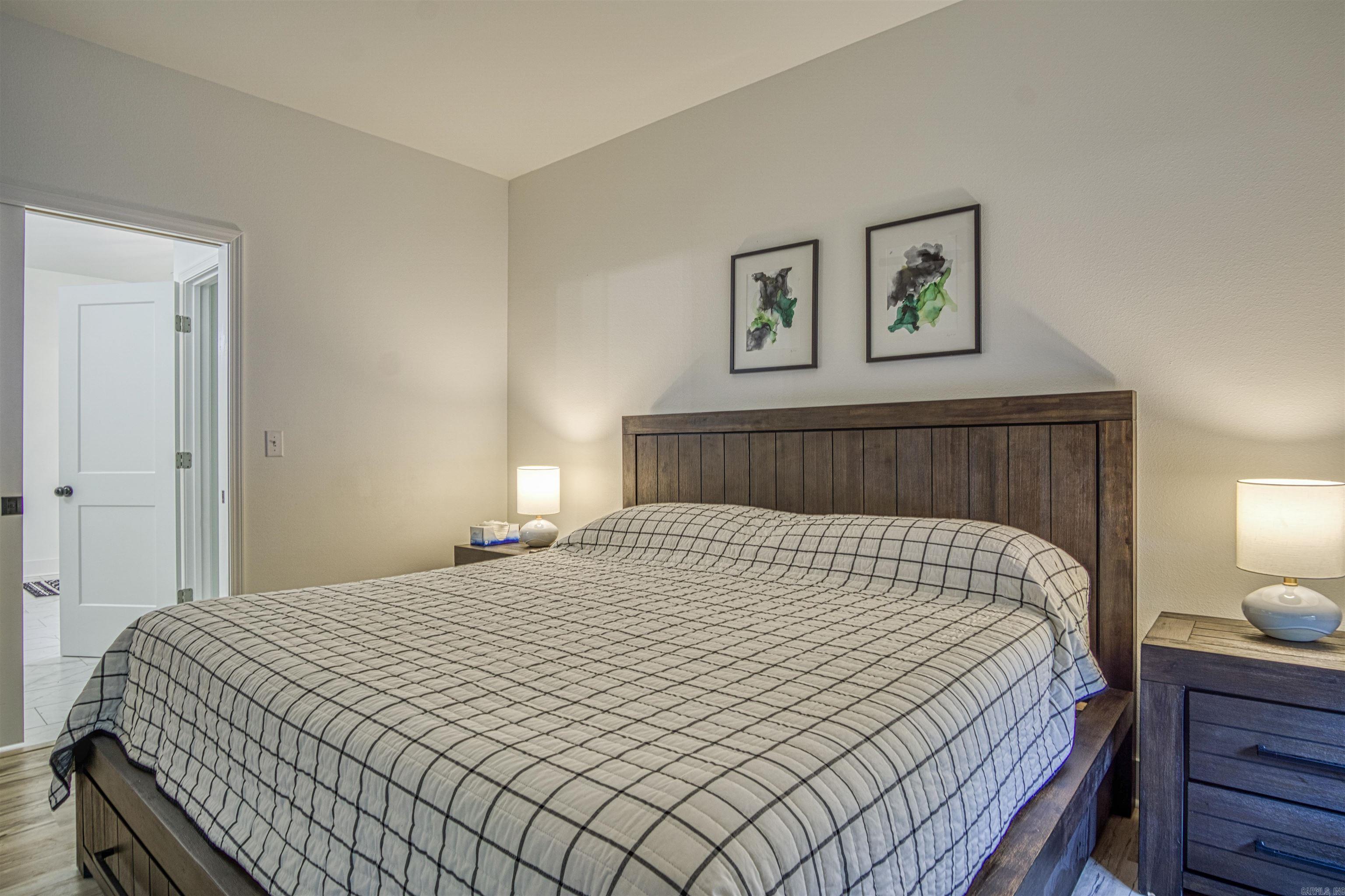 ALTA VISTA - Residential