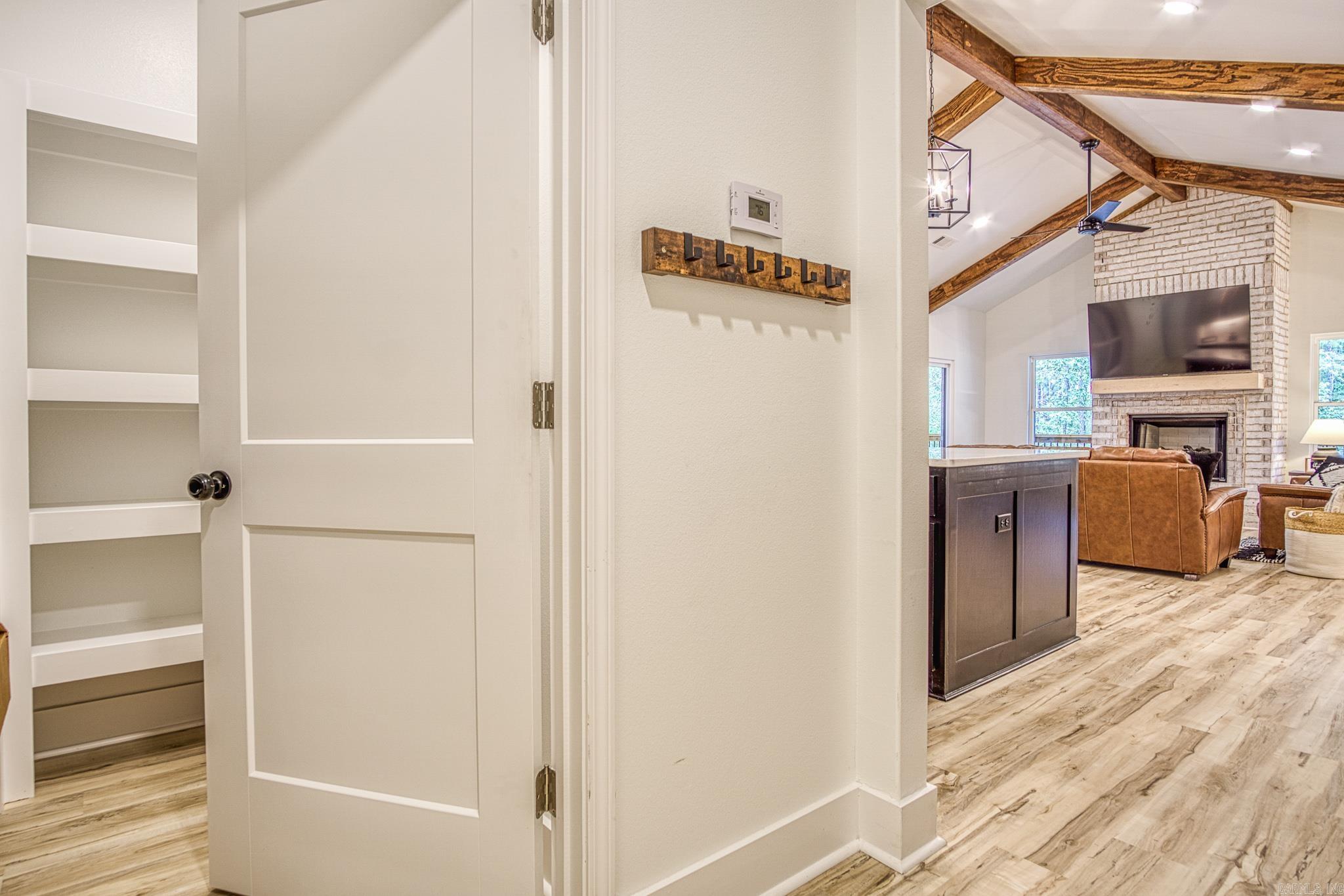 ALTA VISTA - Residential