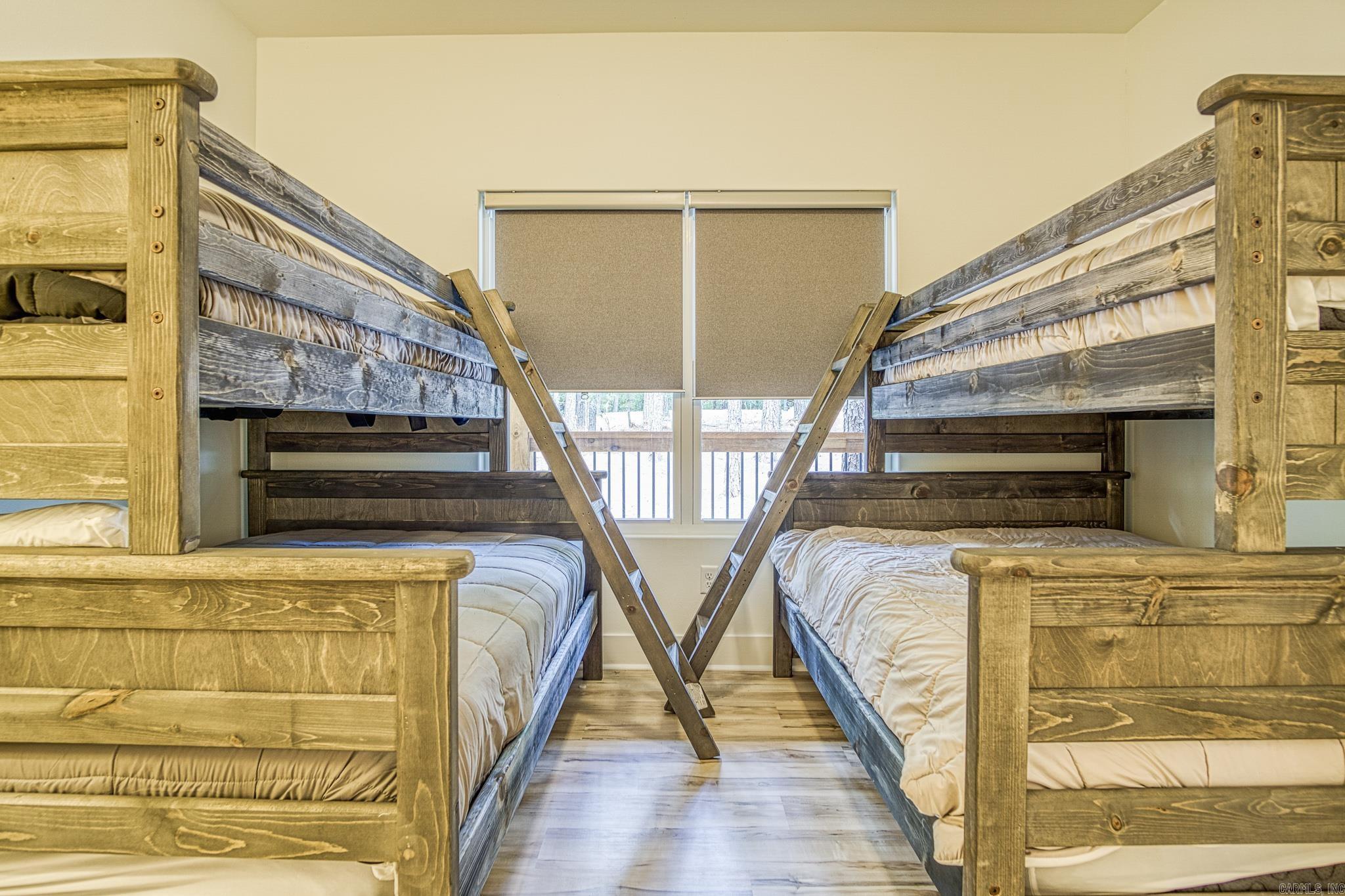 ALTA VISTA - Residential