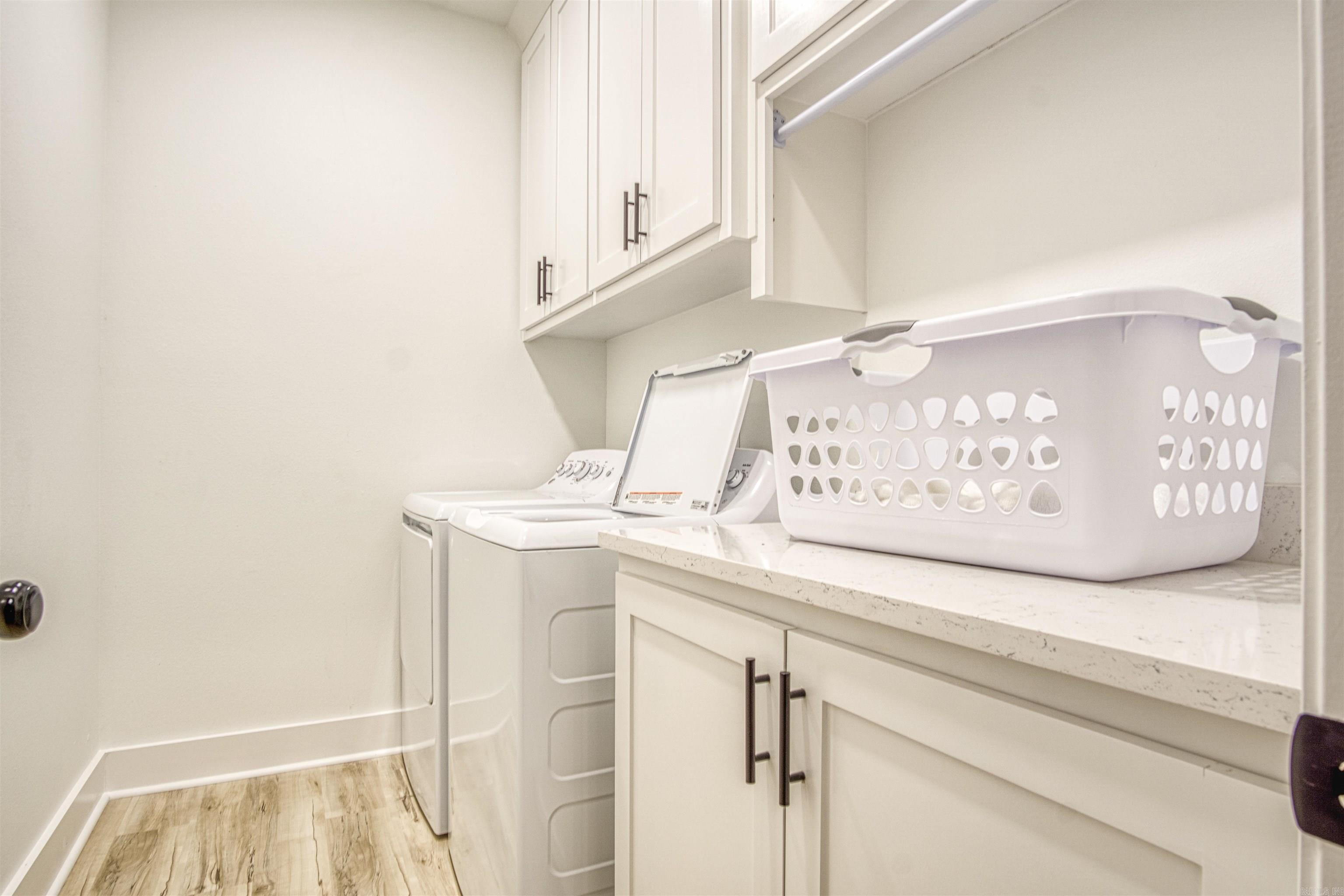 ALTA VISTA - Residential