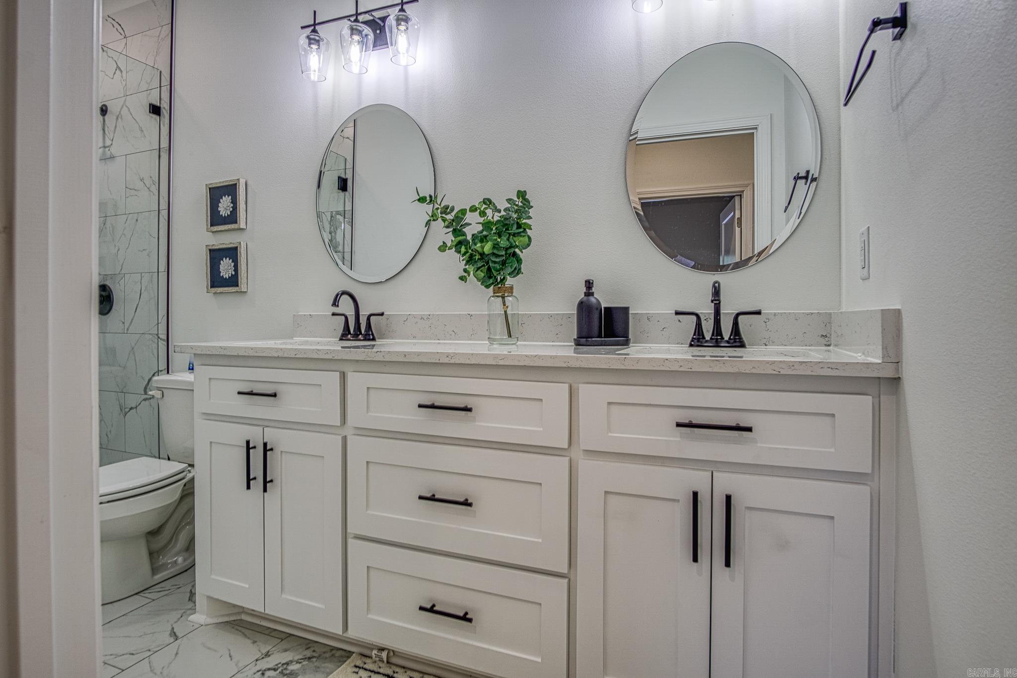 ALTA VISTA - Residential