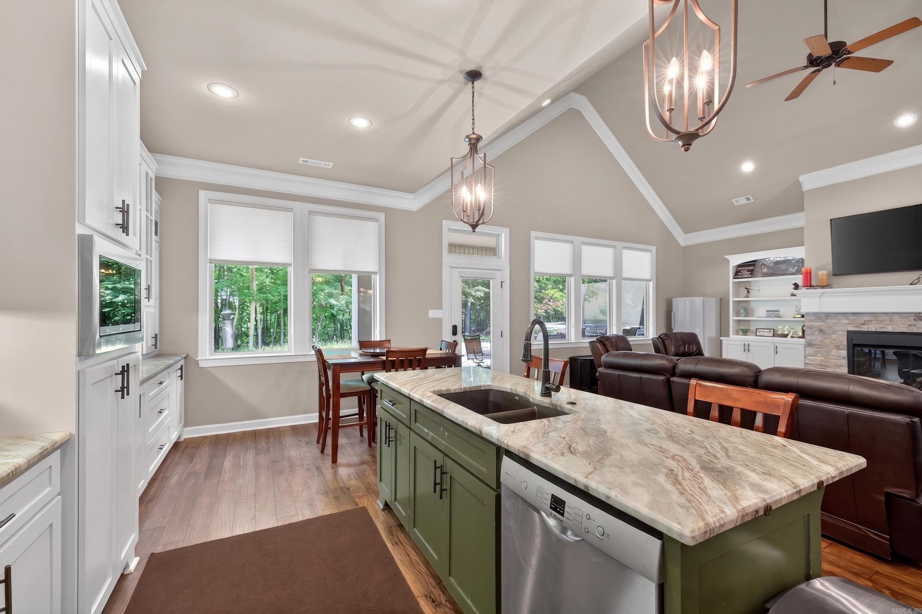 LADERA - Residential