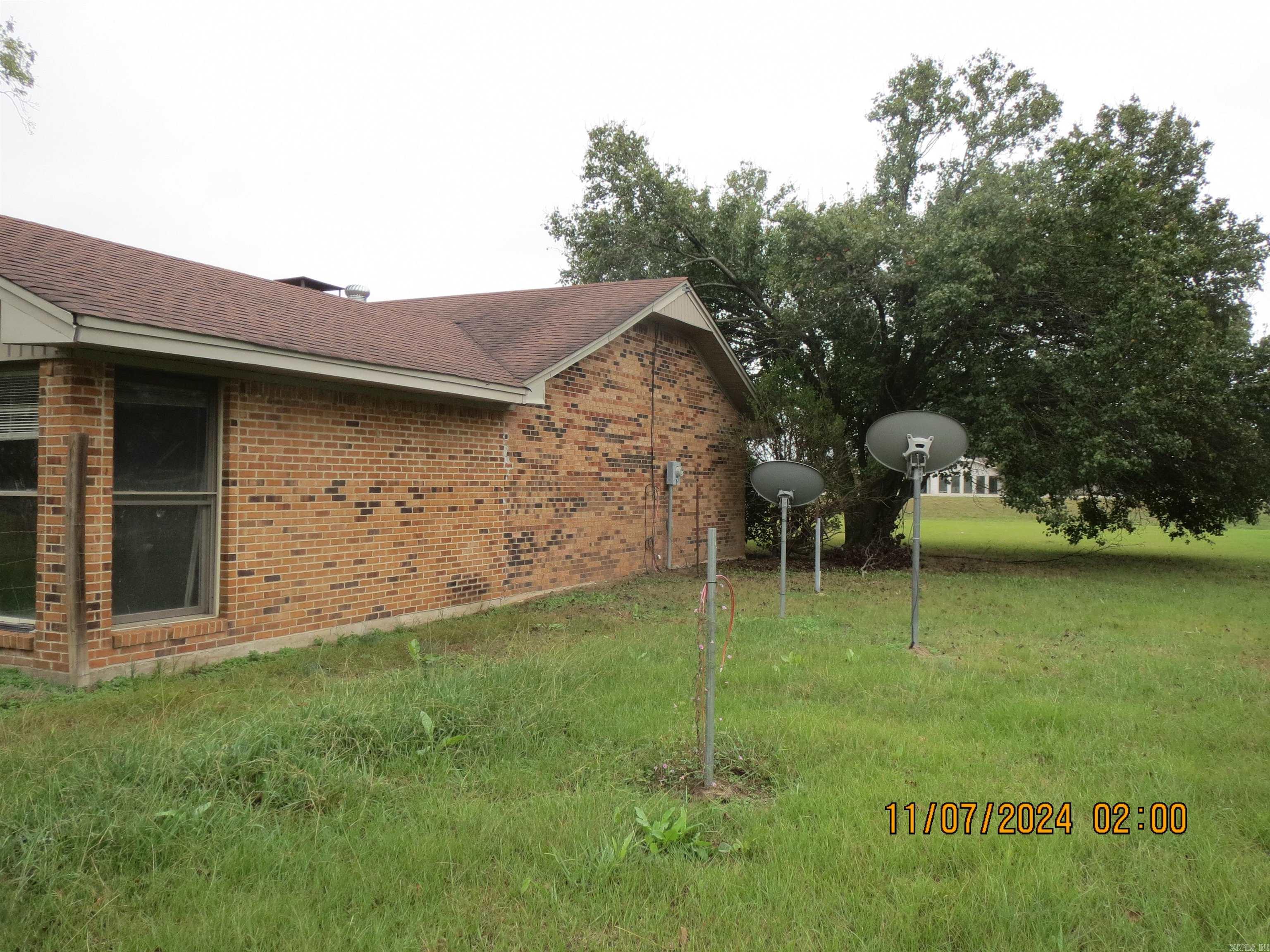 CHATHAM ACRES OUTSIDE - Residential