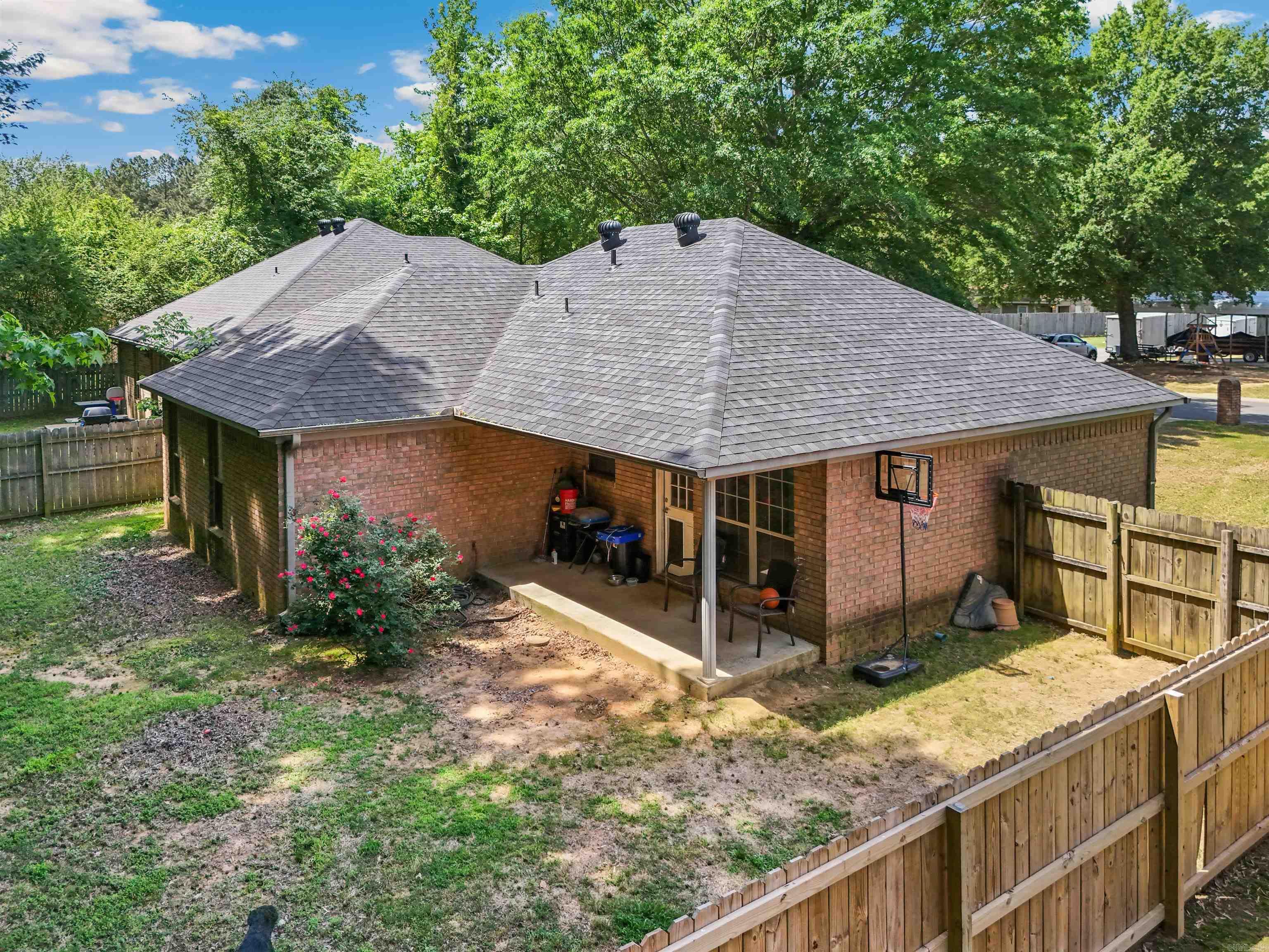 NORTH GATE - Residential