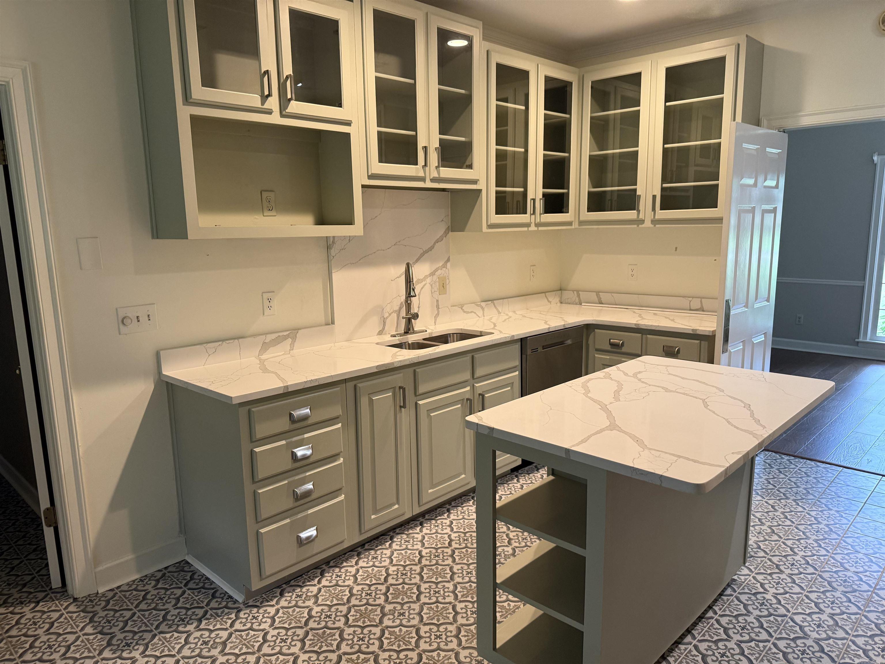 River Trace - Residential