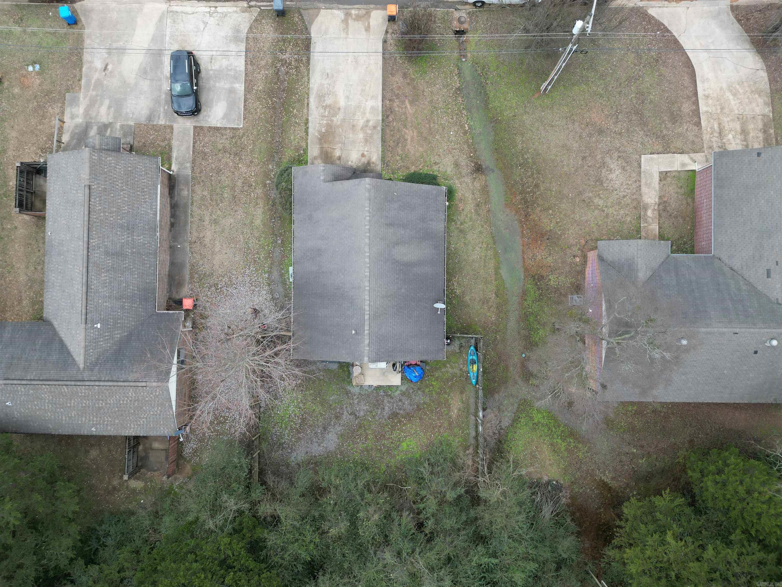 RAY LEE JR 4TH SUB DIV - Residential