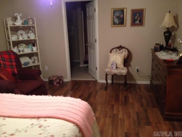 CHERRY CREEK - Residential