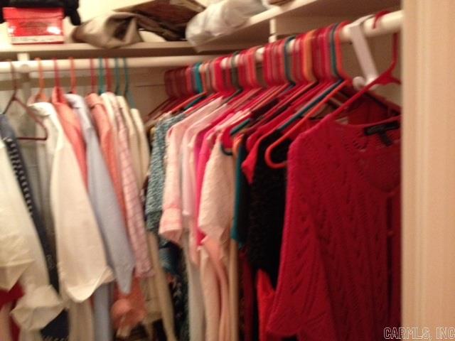 CHERRY CREEK - Residential