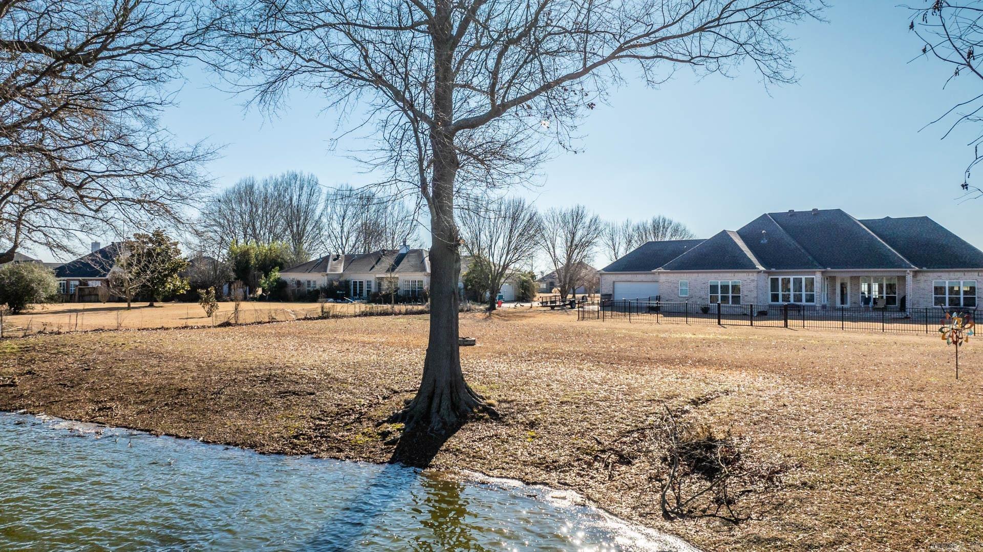 Mound Lake - Residential