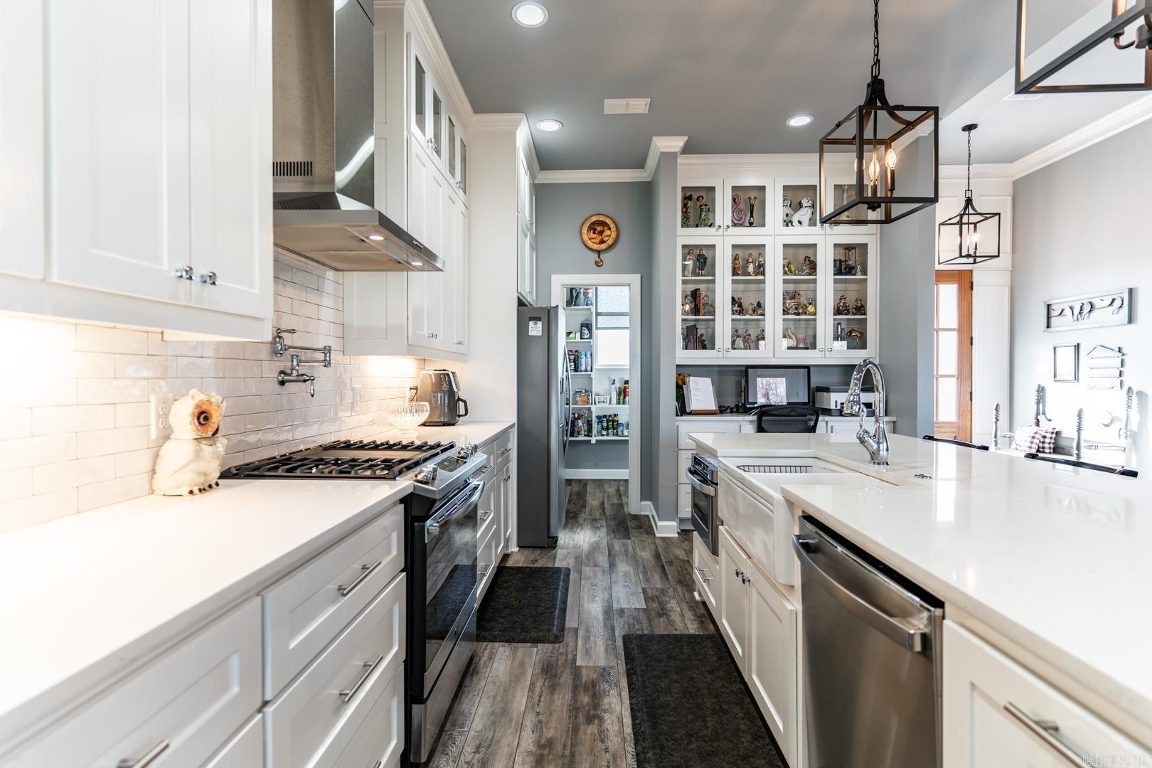 Mound Lake - Residential