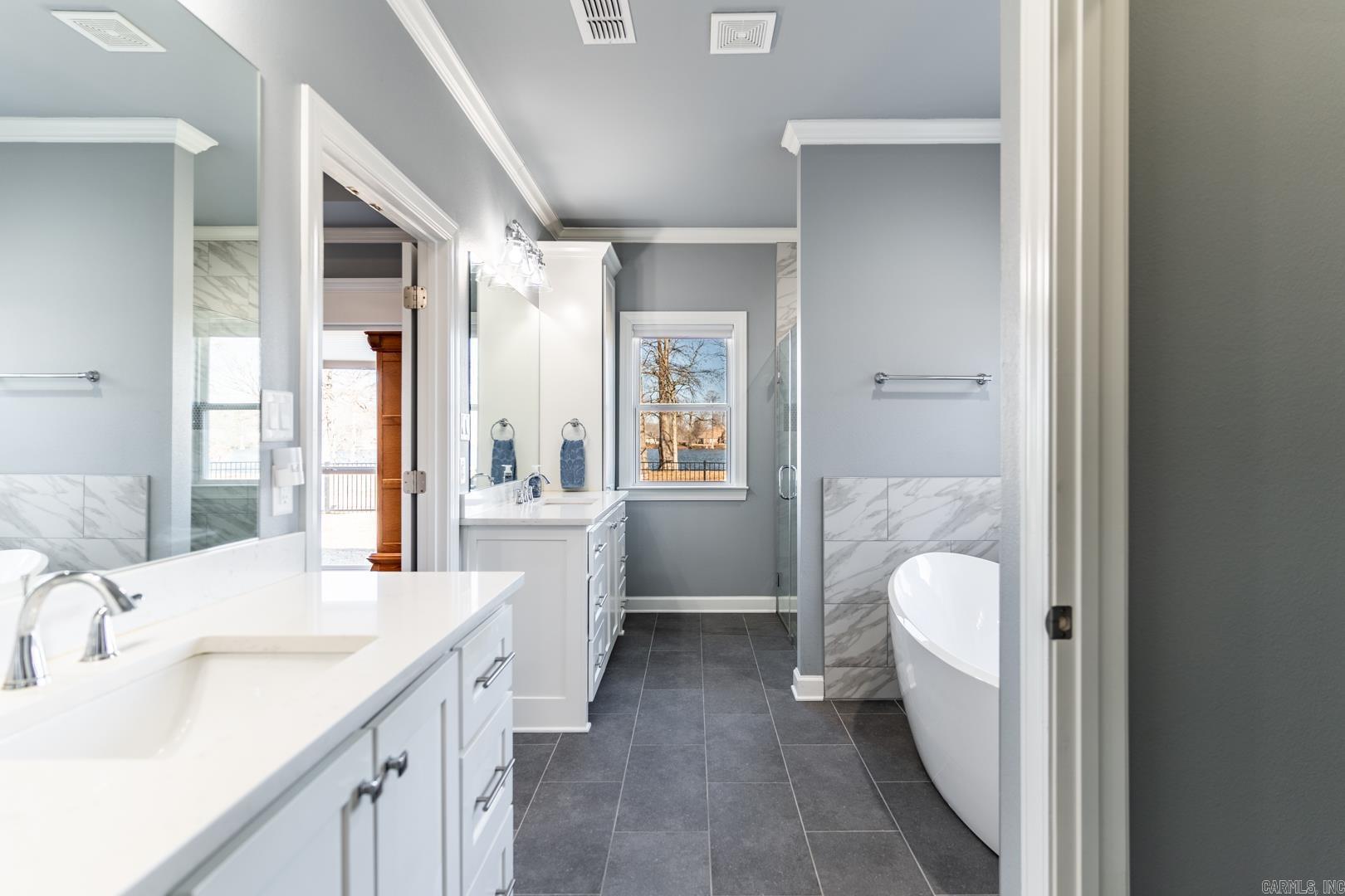 Mound Lake - Residential