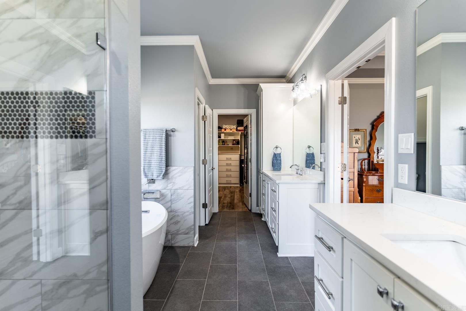 Mound Lake - Residential