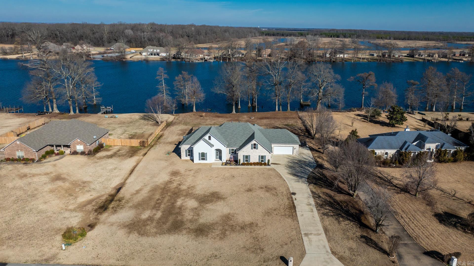 Mound Lake - Residential