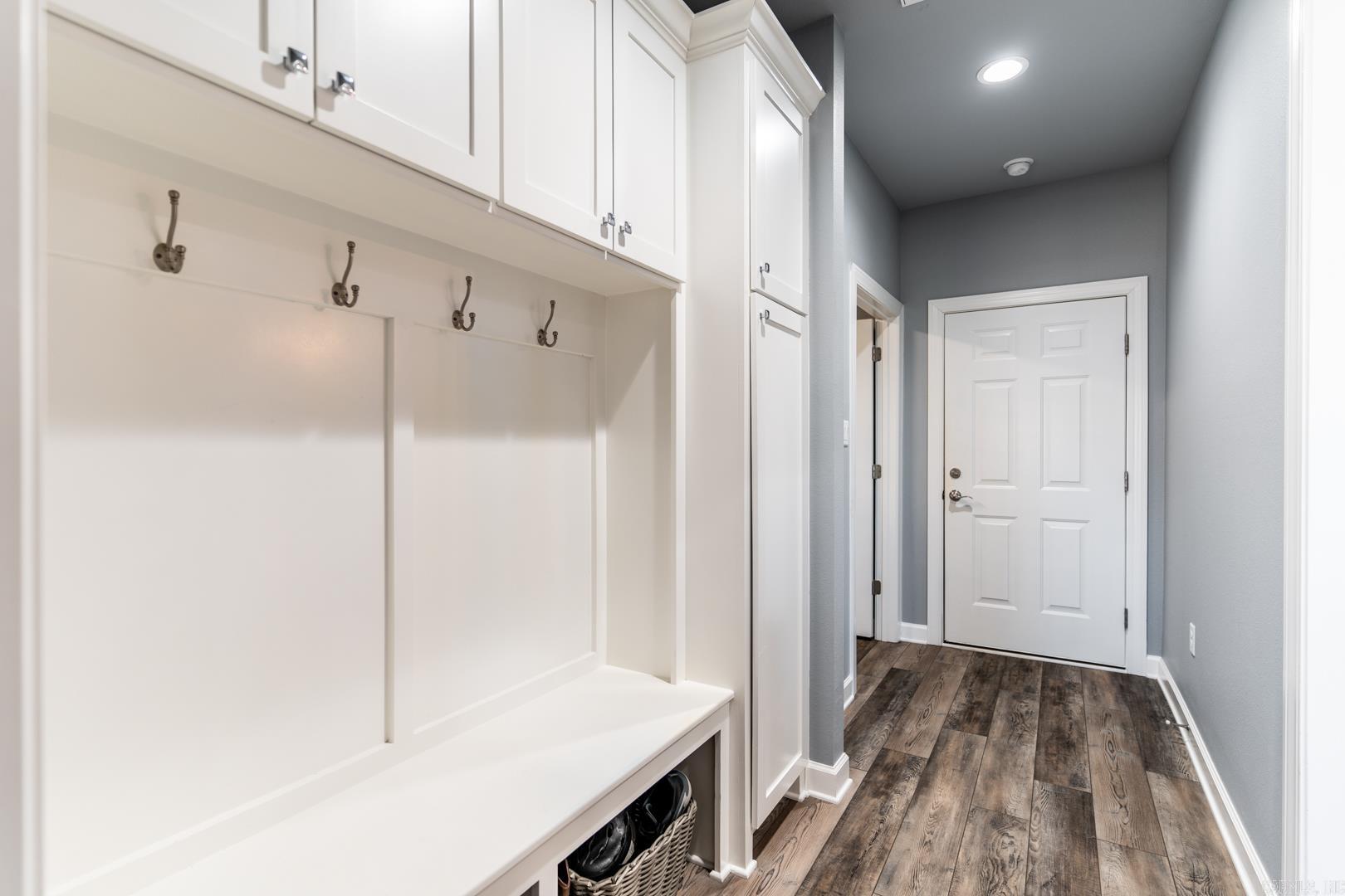 Mound Lake - Residential