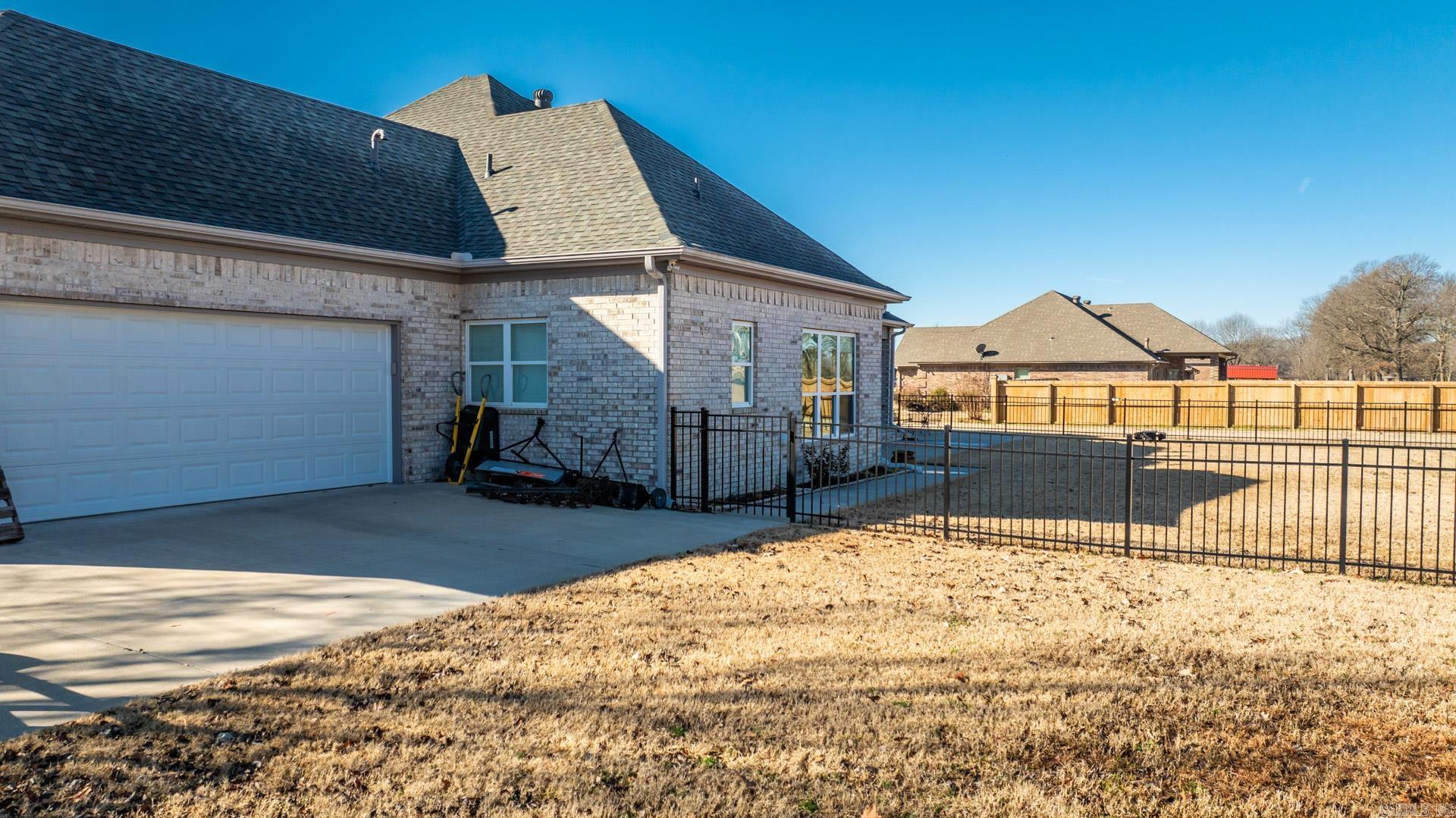 Mound Lake - Residential