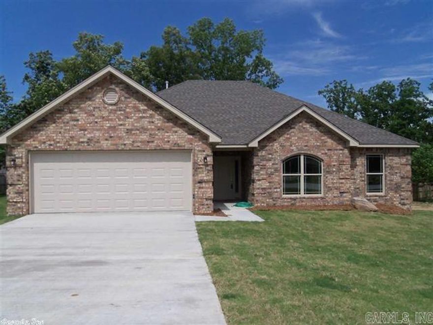 Wonderful home at the end of cul-de-sac with nice split floor plan, woodburning fireplace, pretty kitchen and big windows which bring in a ton of natural light.  Deck in the back with fully fenced in yard. Two car garage. Move in ready!! This home will not last long it is priced to rent! All the appliances included!!