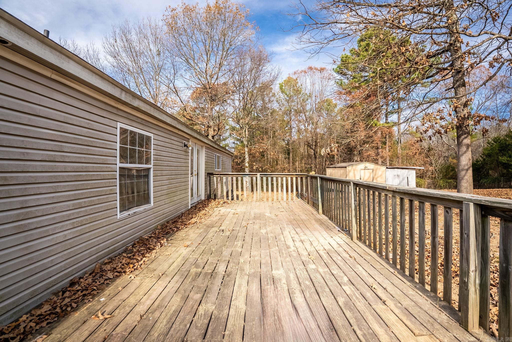 HOLLAND HILLS - Residential