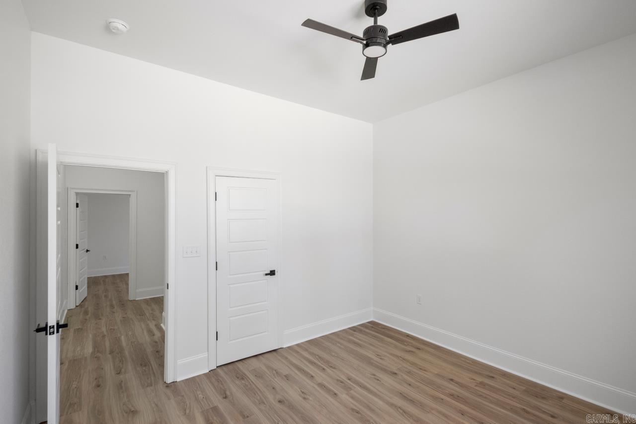 WHISPERING HILLS - Residential