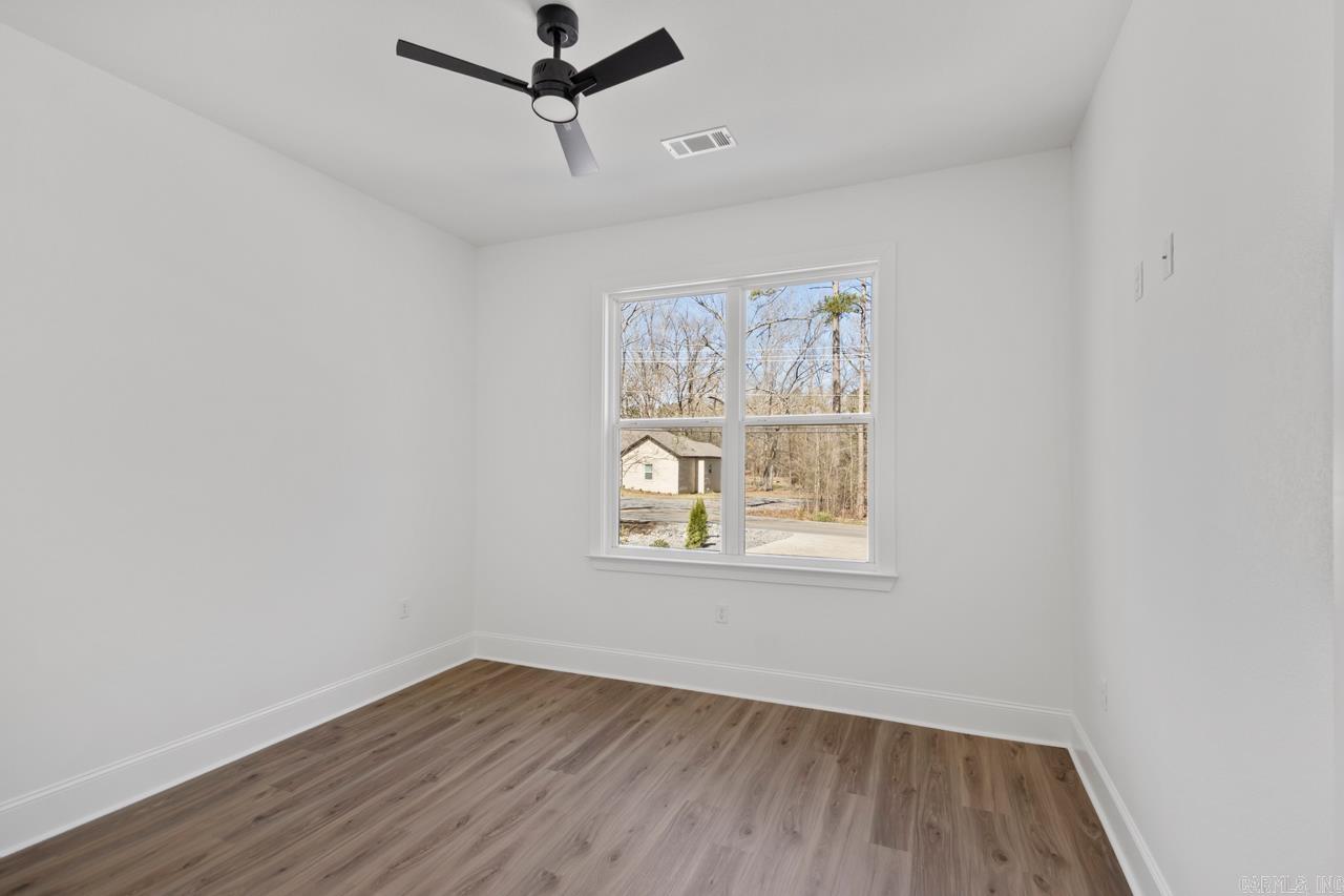 WHISPERING HILLS - Residential