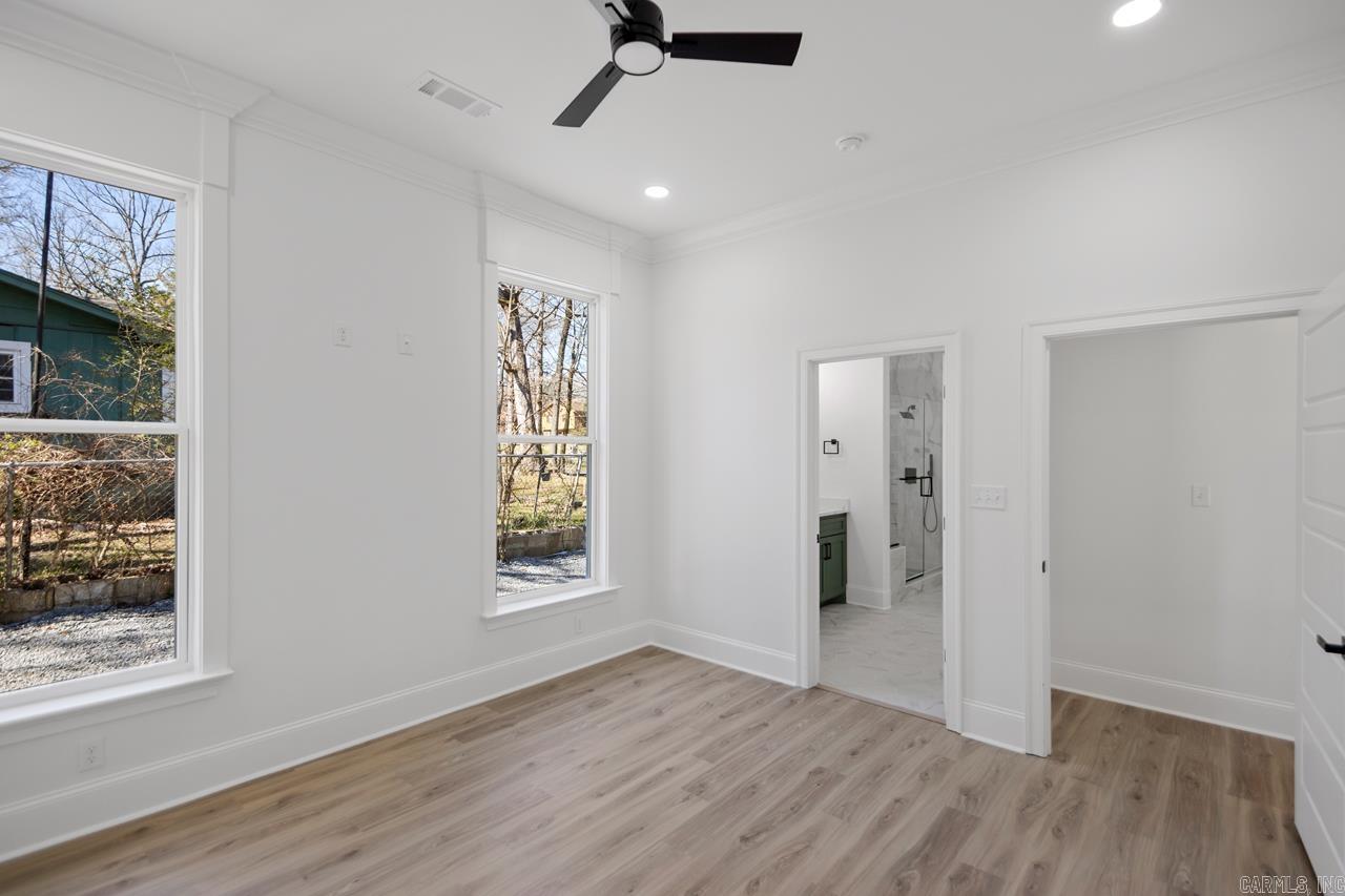 WHISPERING HILLS - Residential