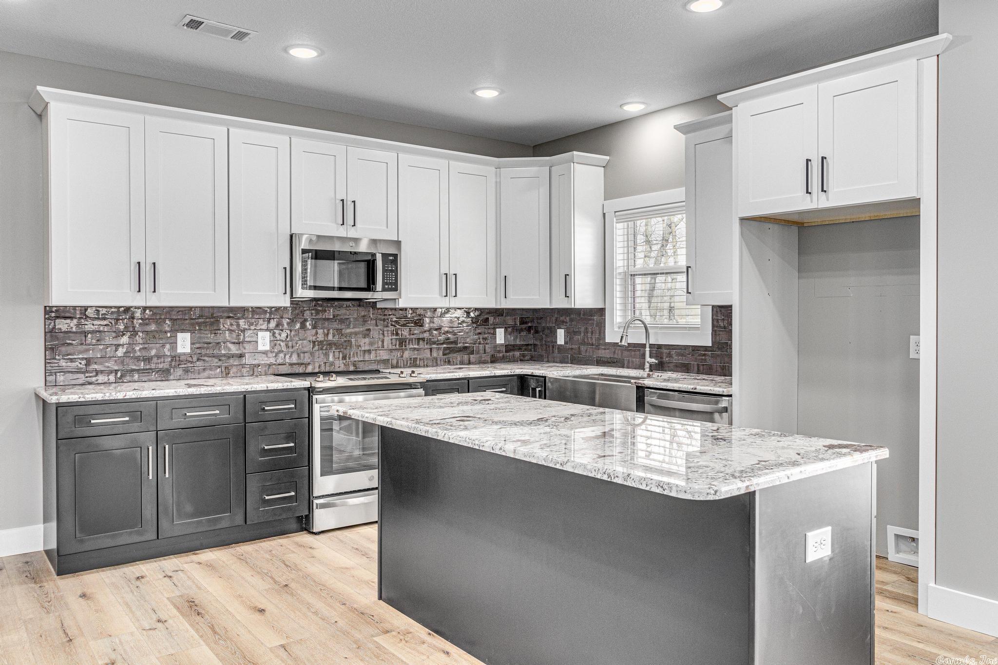 Summit Ridge - Residential