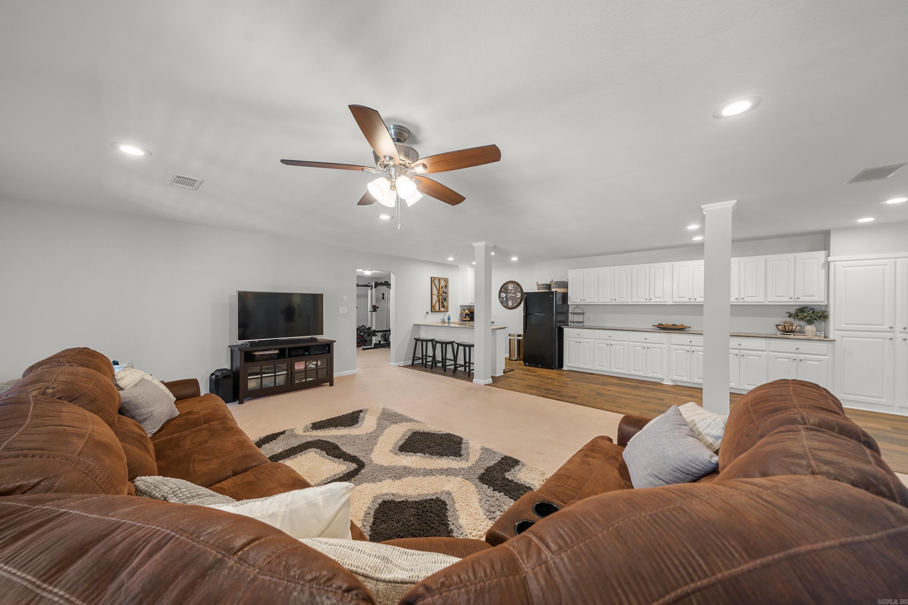 LOTUS VALLEY - Residential