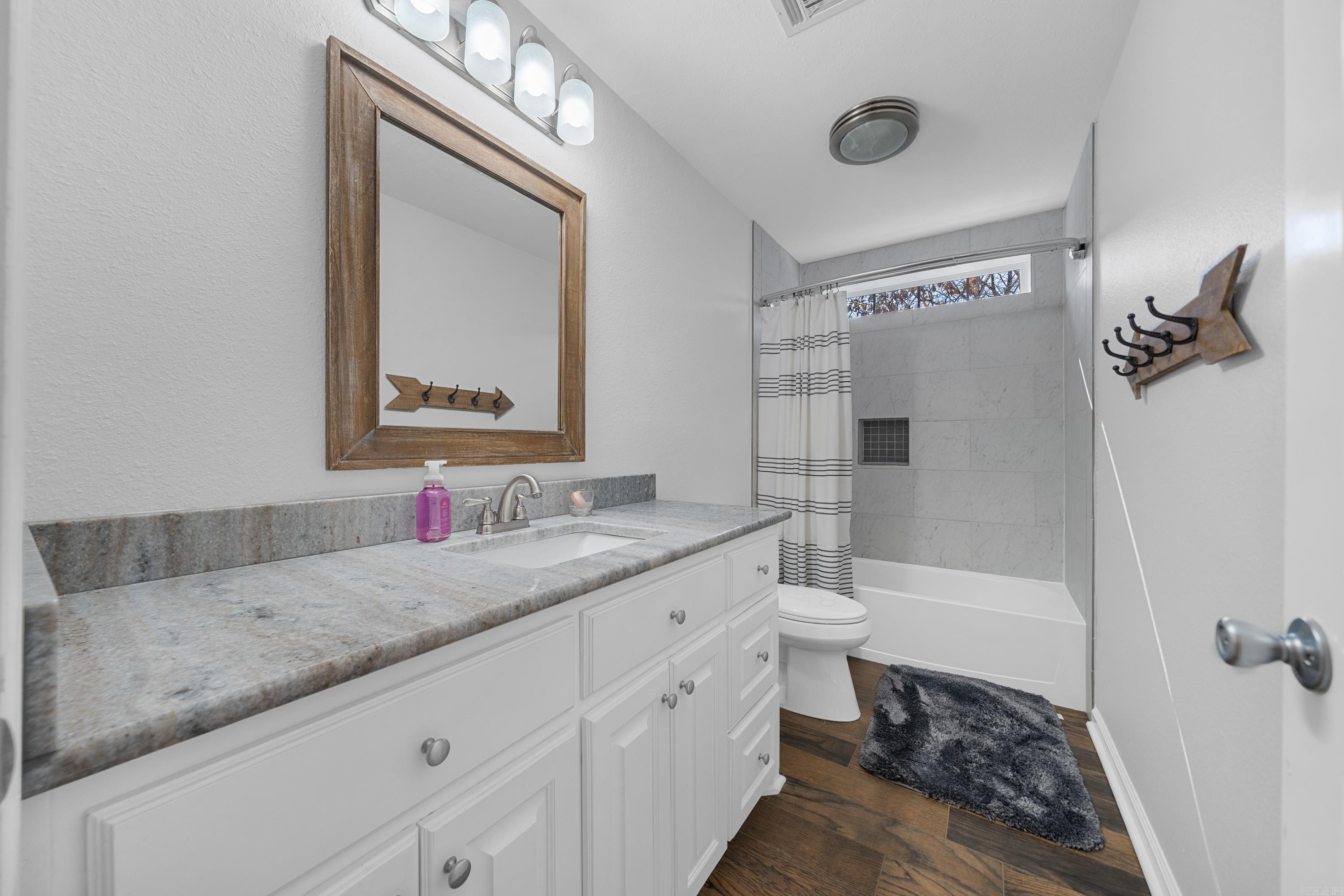 LOTUS VALLEY - Residential