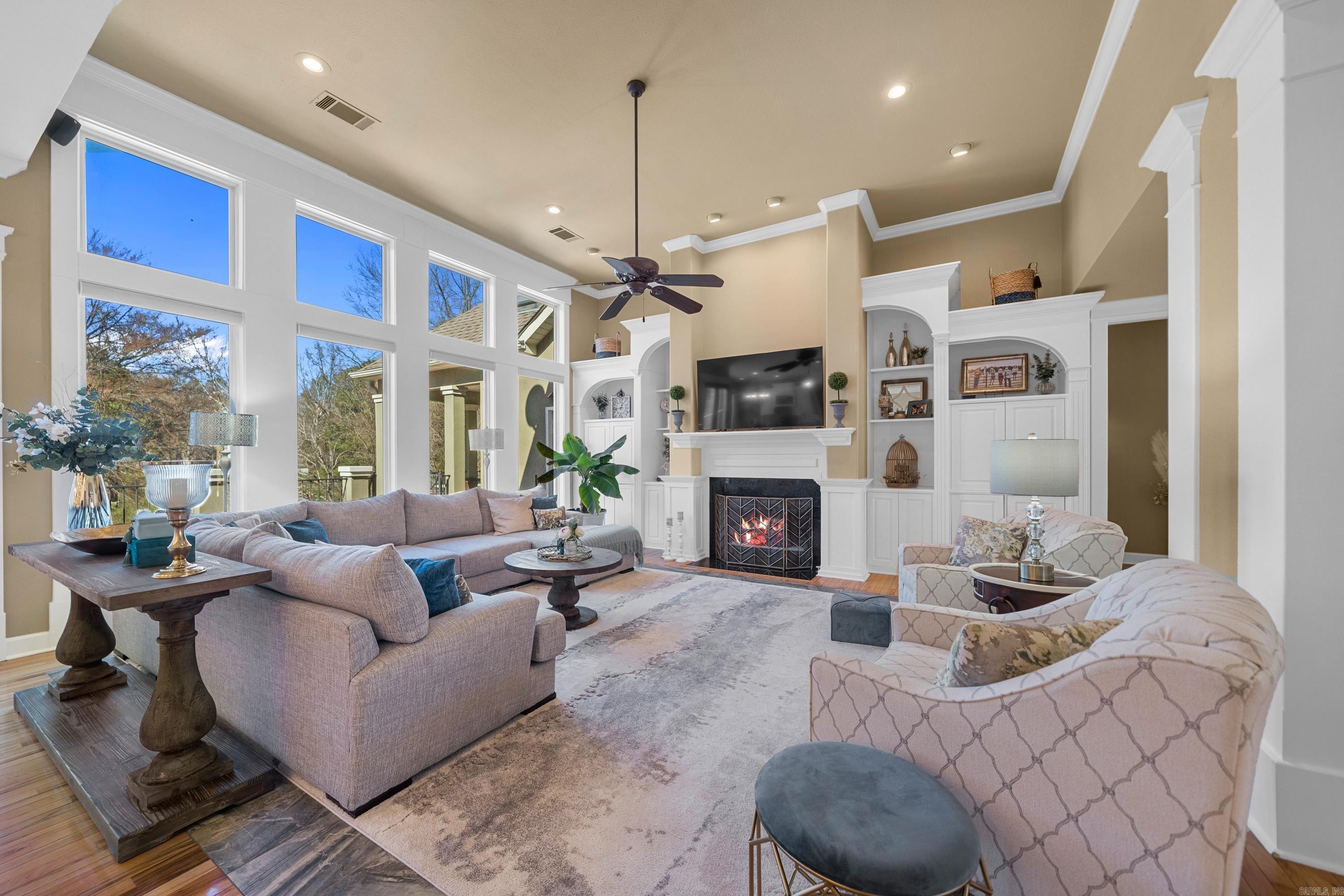 LOTUS VALLEY - Residential