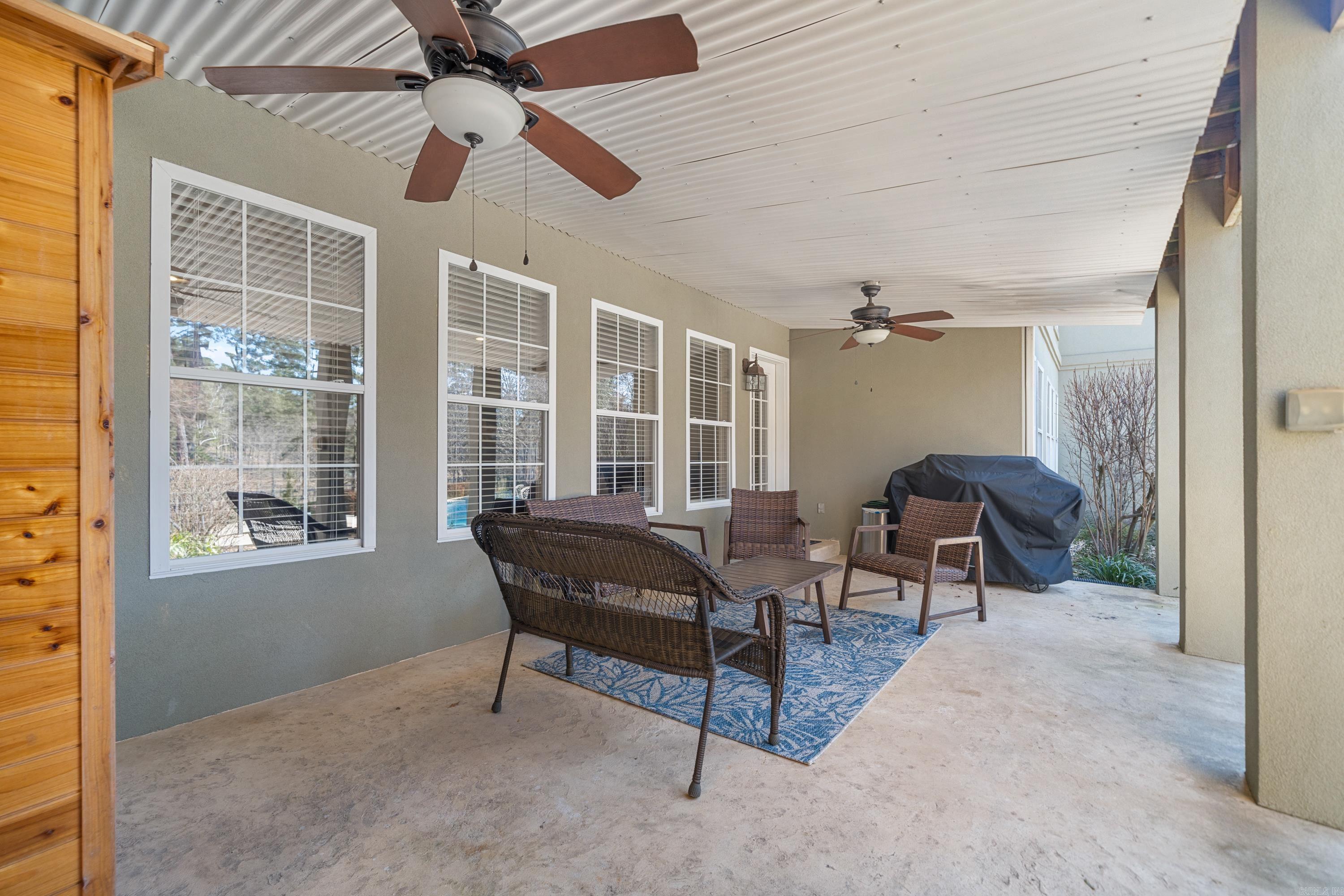 LOTUS VALLEY - Residential