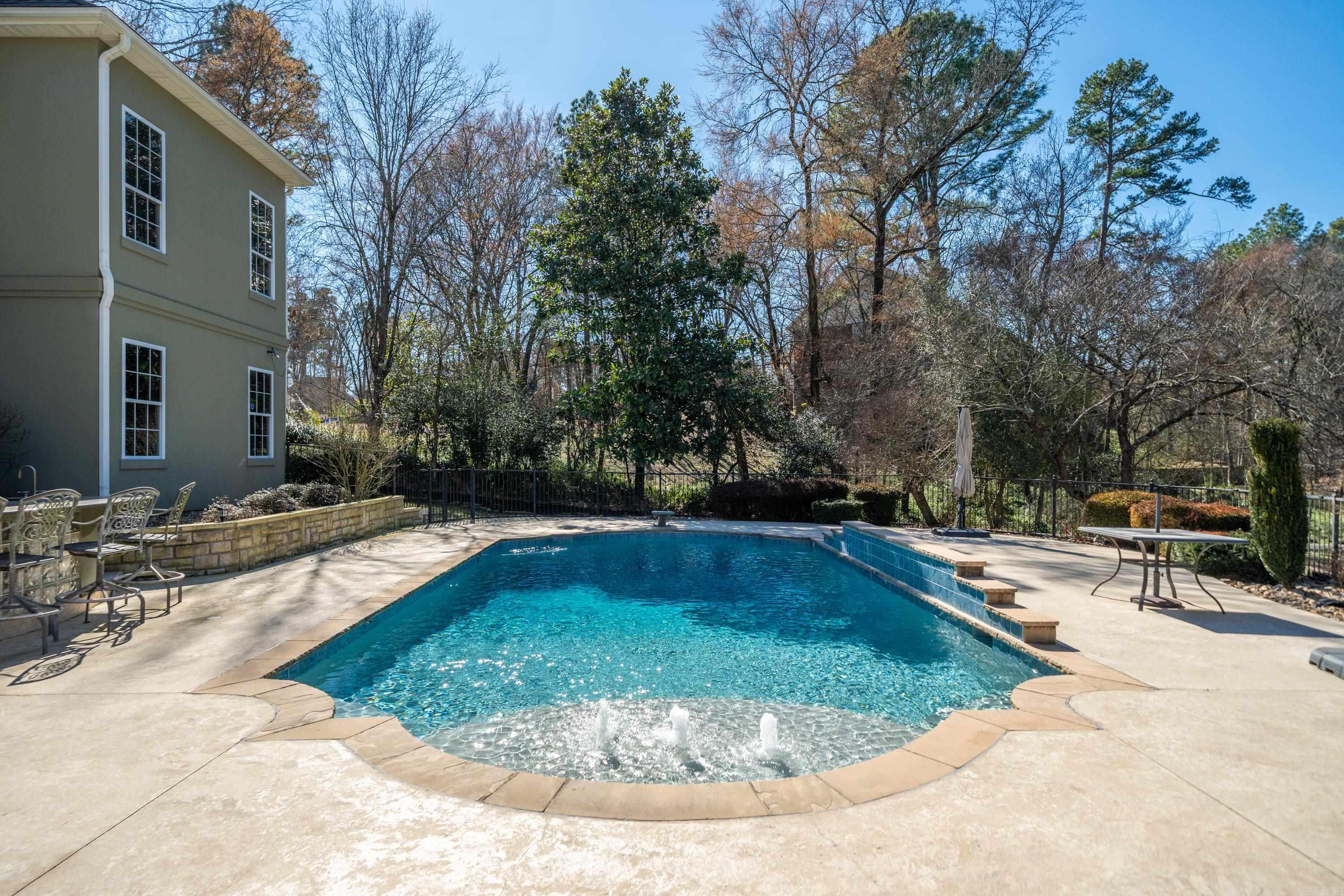 LOTUS VALLEY - Residential