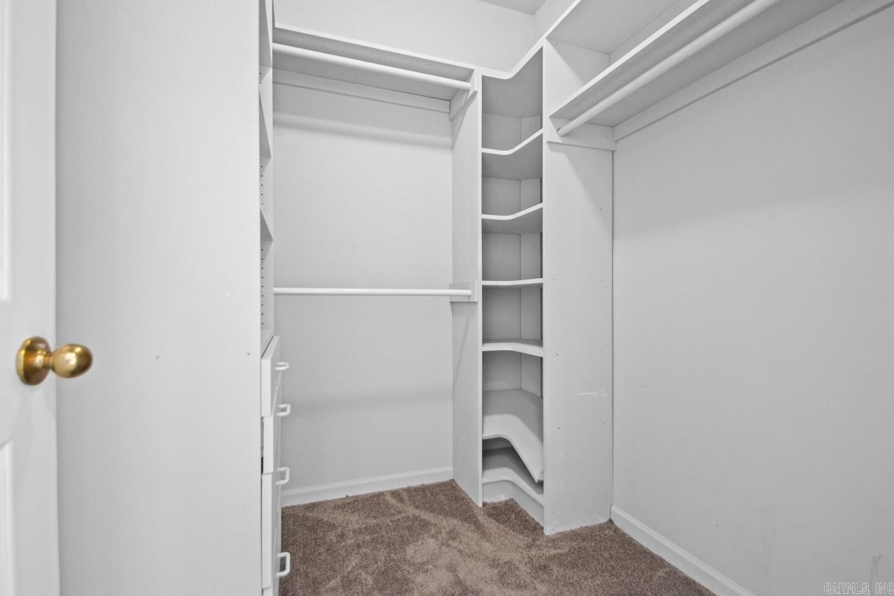 PIKE VIEW - Residential