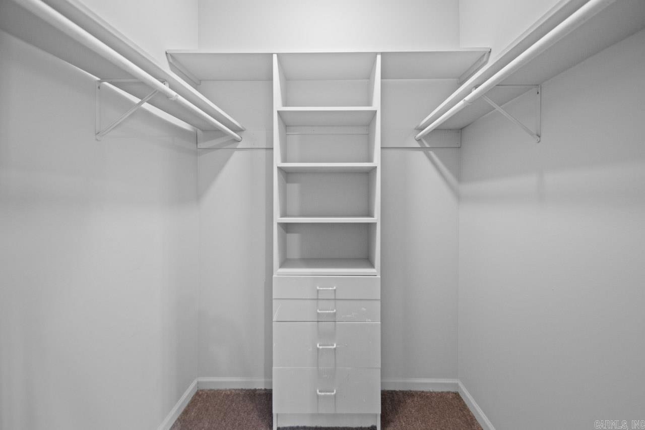 PIKE VIEW - Residential