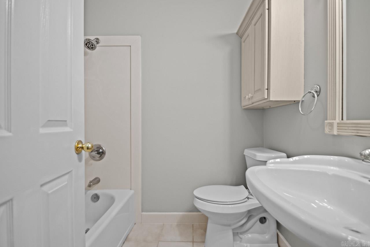 PIKE VIEW - Residential