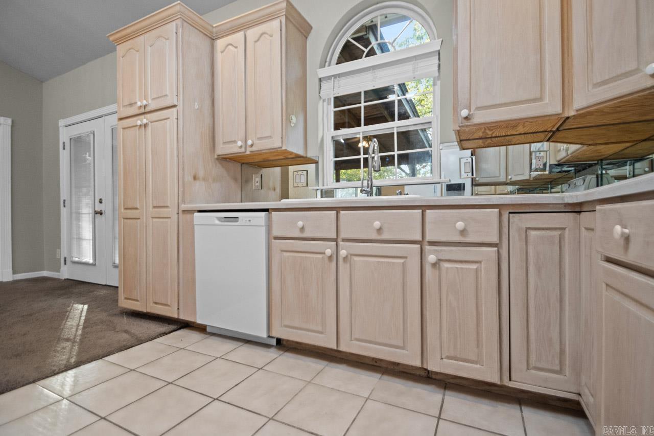 PIKE VIEW - Residential