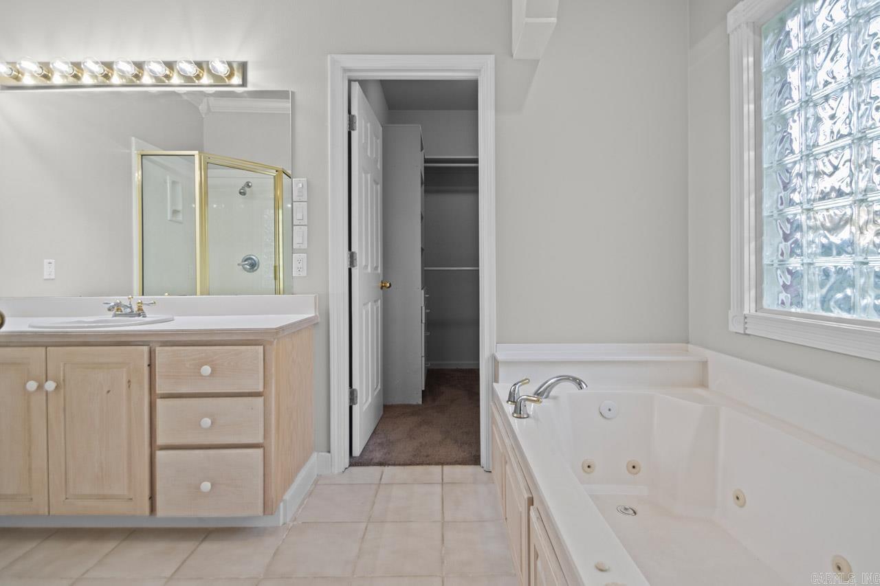 PIKE VIEW - Residential