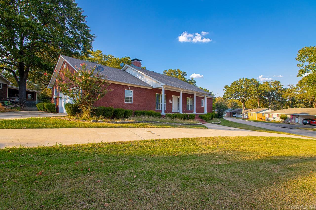 PIKE VIEW - Residential