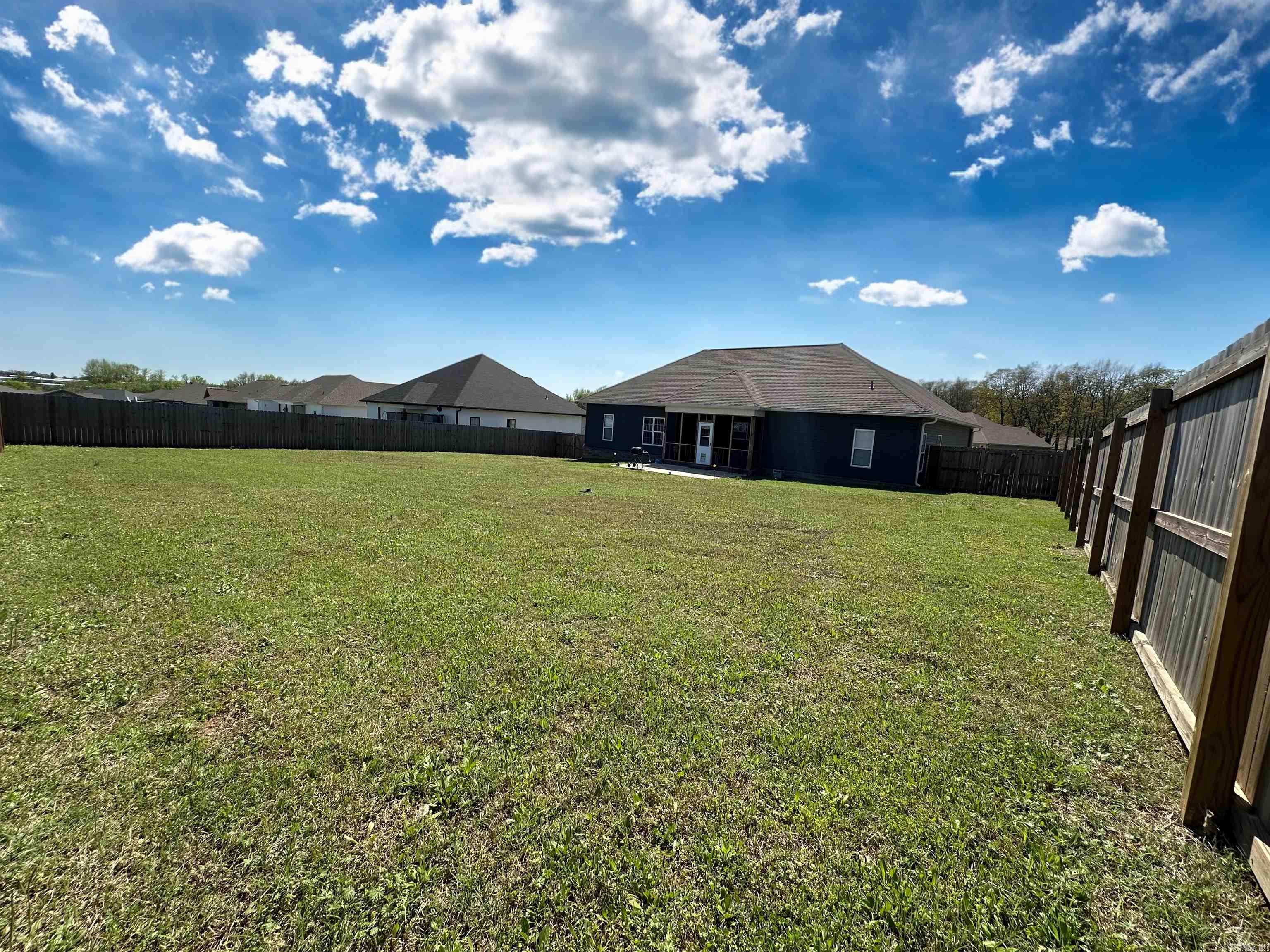 BUFFALO CREEK ESTATES - Residential