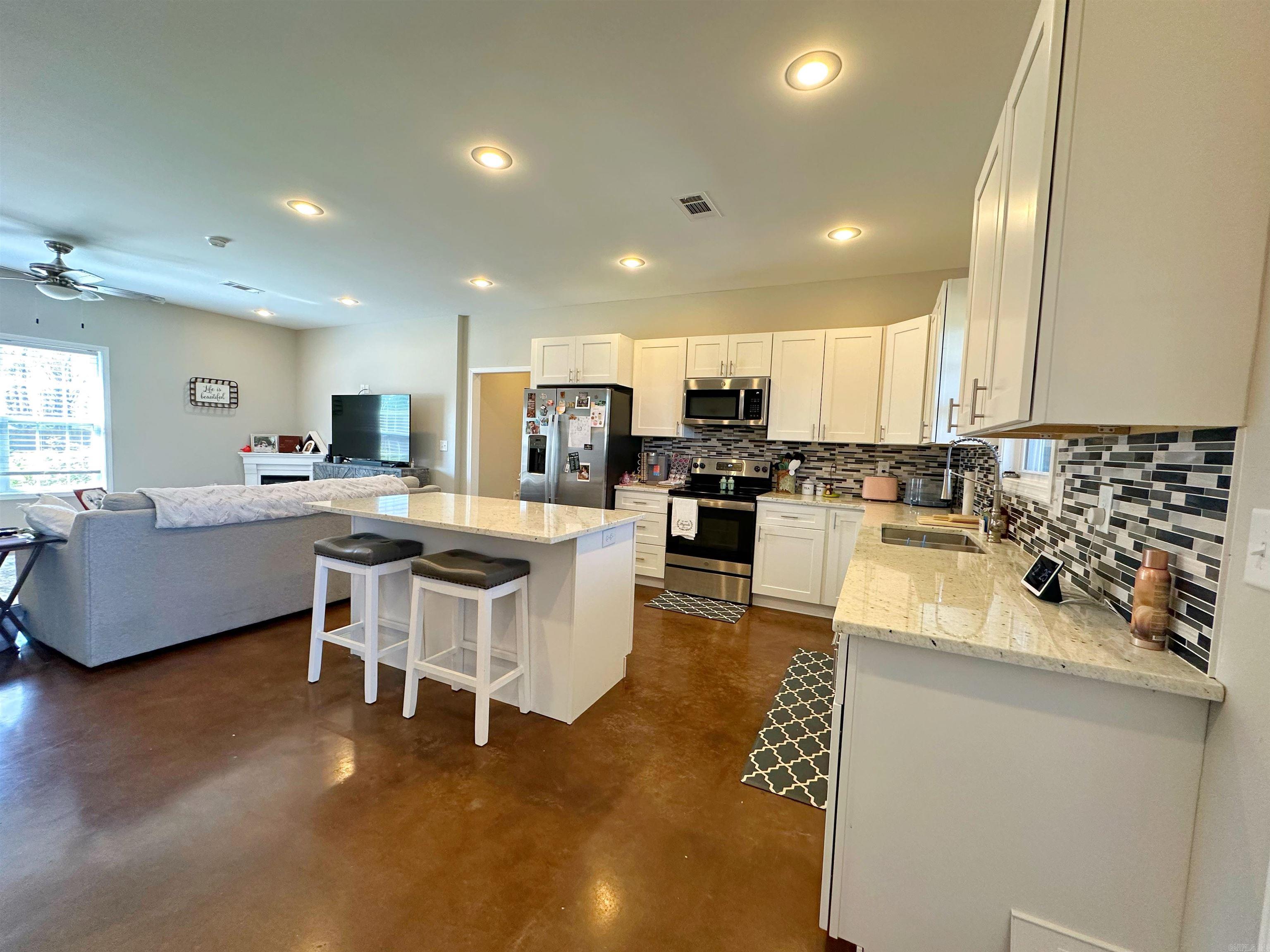 BUFFALO CREEK ESTATES - Residential