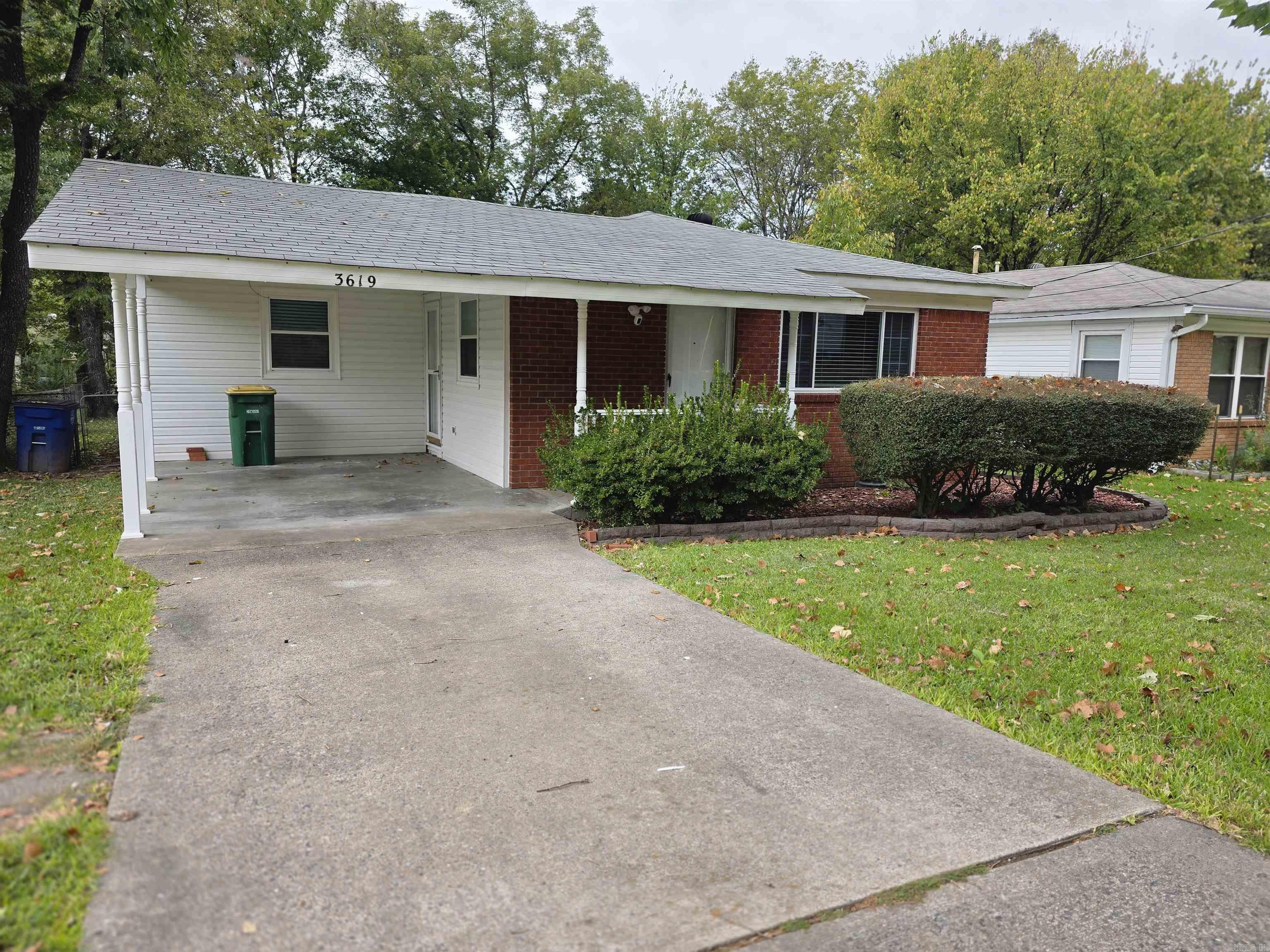 JULIE ADDN - NORTH LITTLE ROCK - Residential Lease