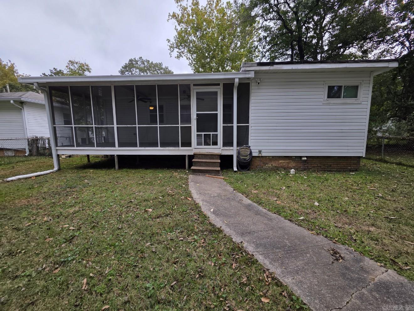 JULIE ADDN - NORTH LITTLE ROCK - Residential Lease