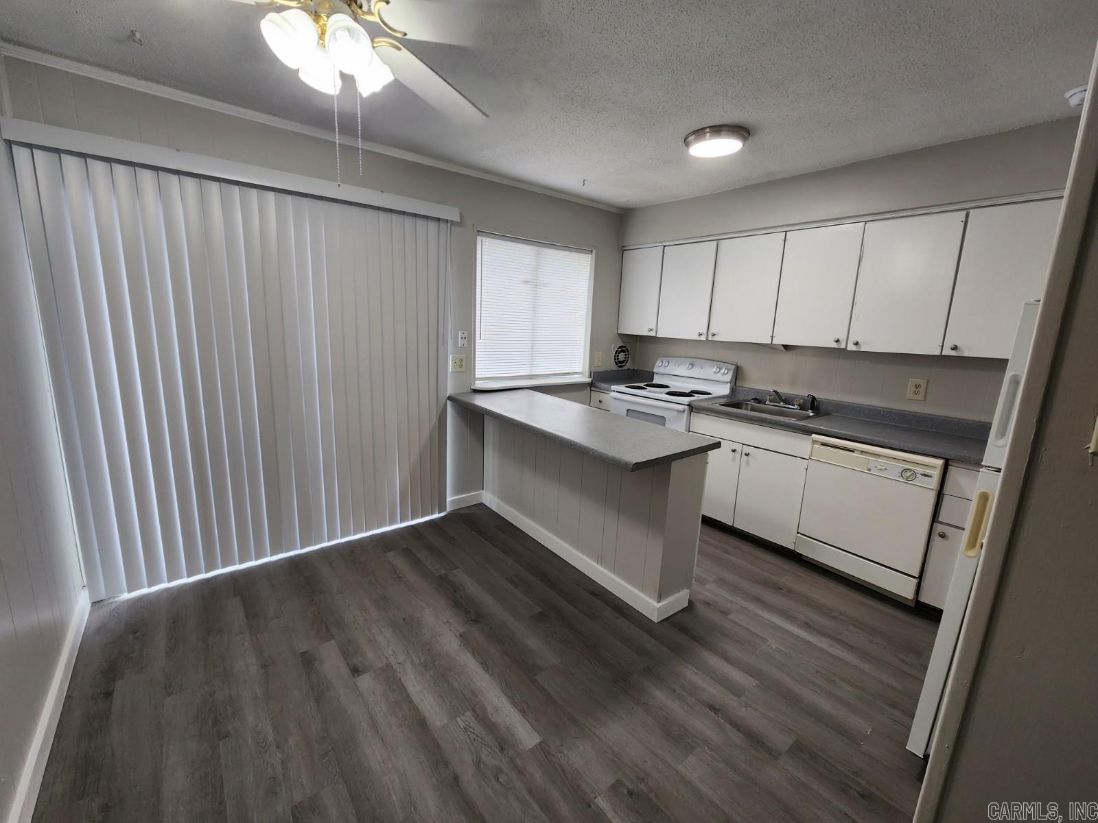 Treasure Hill-Santa Fe Heights - Residential Lease